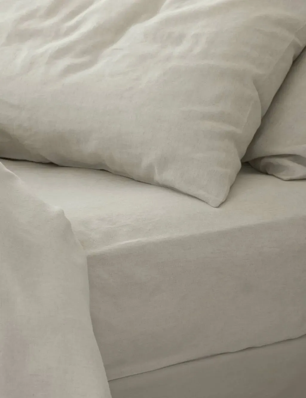 Linen Rich Fitted Sheet - Oatmeal product