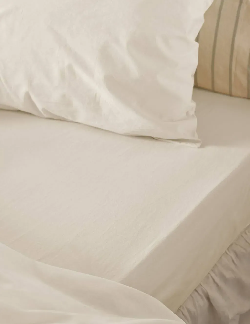 Washed Cotton Percale Fitted Sheet - Cream product