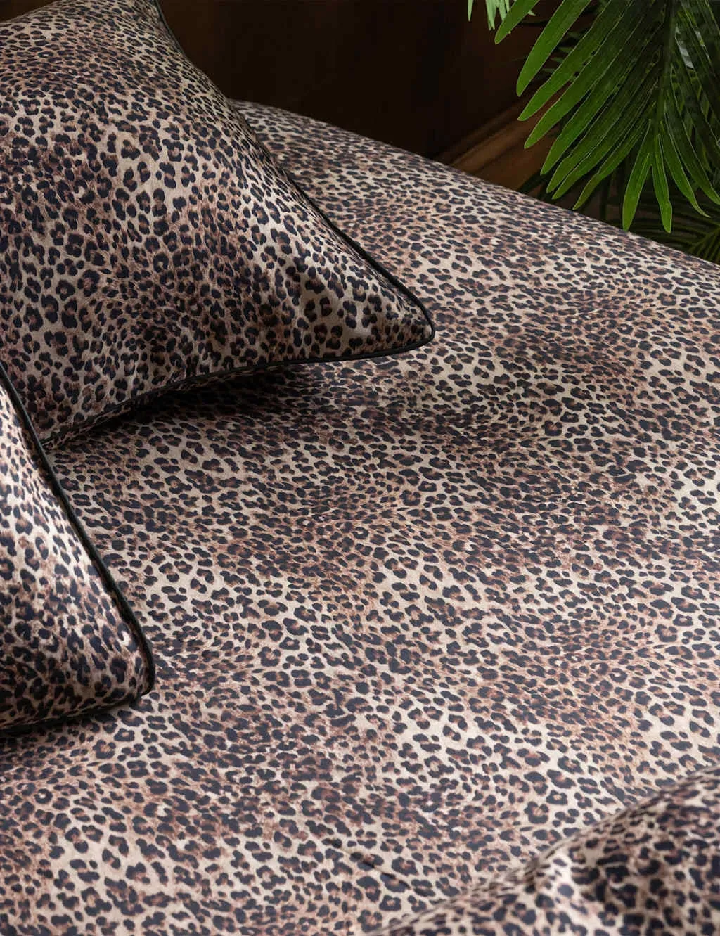 Leopard Love Fitted Sheet - Brown, Cotton Sateen product