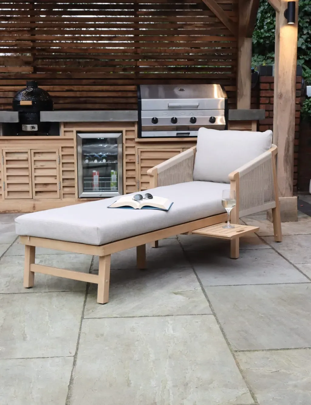 Roma Sun Lounger - Natural product
