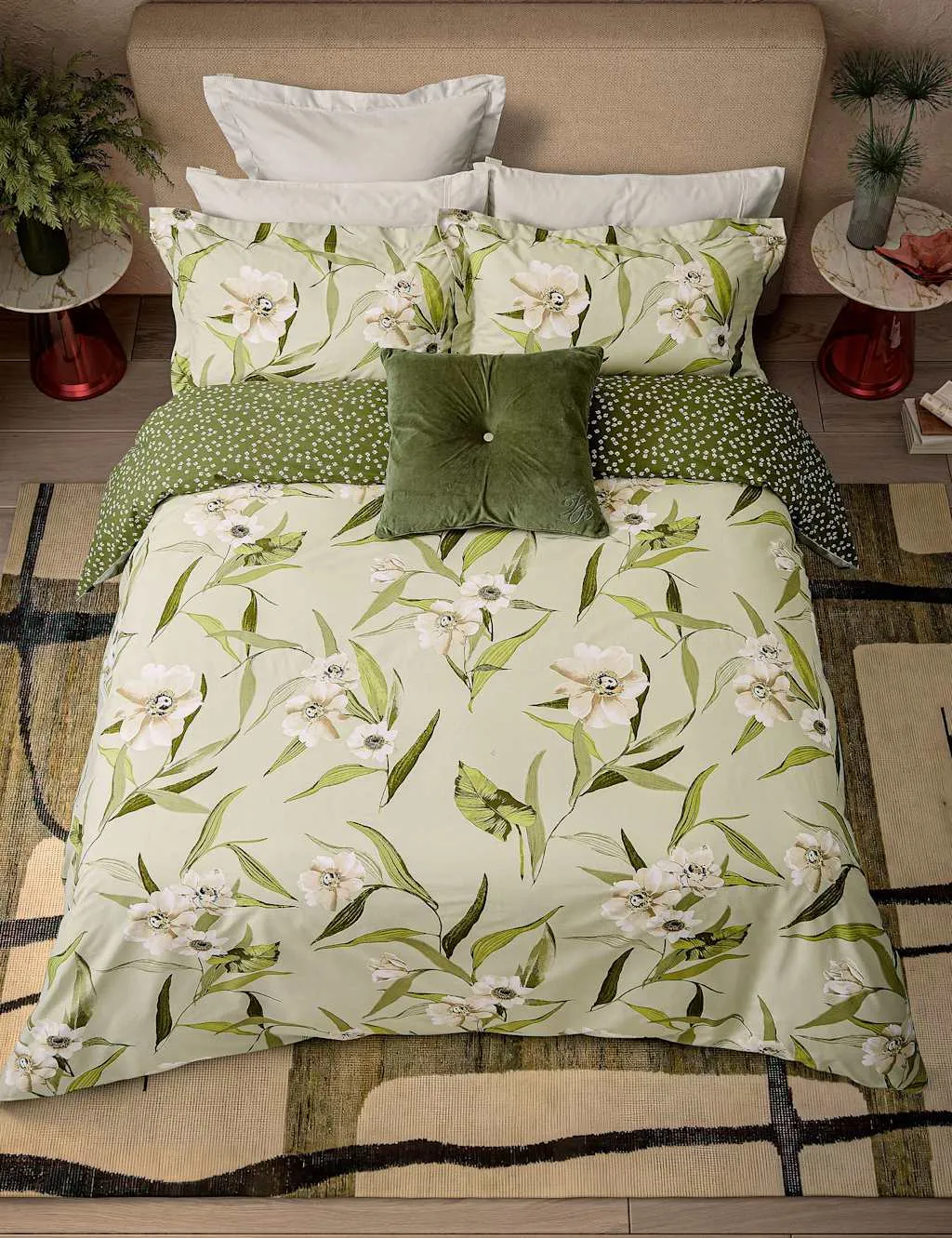 Velvet Square Cushion with Button Detail - Green product