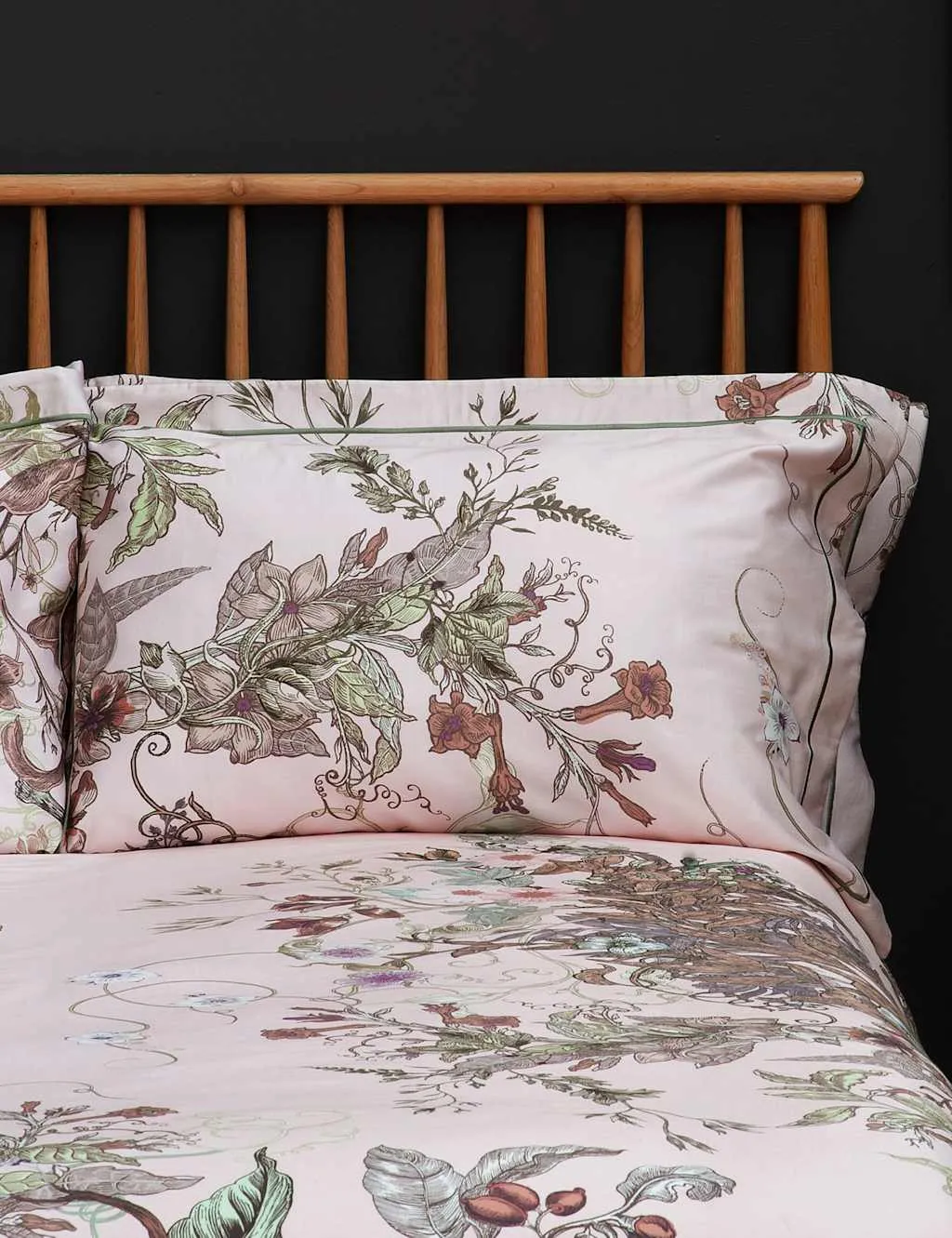 Opera Botanica 2 Pack Oxford Pillowcases - Light Pink Mix, Cotton Sateen product
