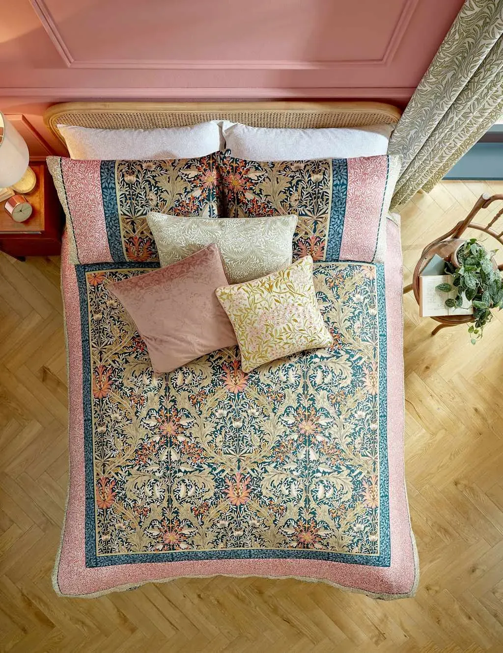Kelmscott Bedding Set - Navy Mix, Cotton Sateen product