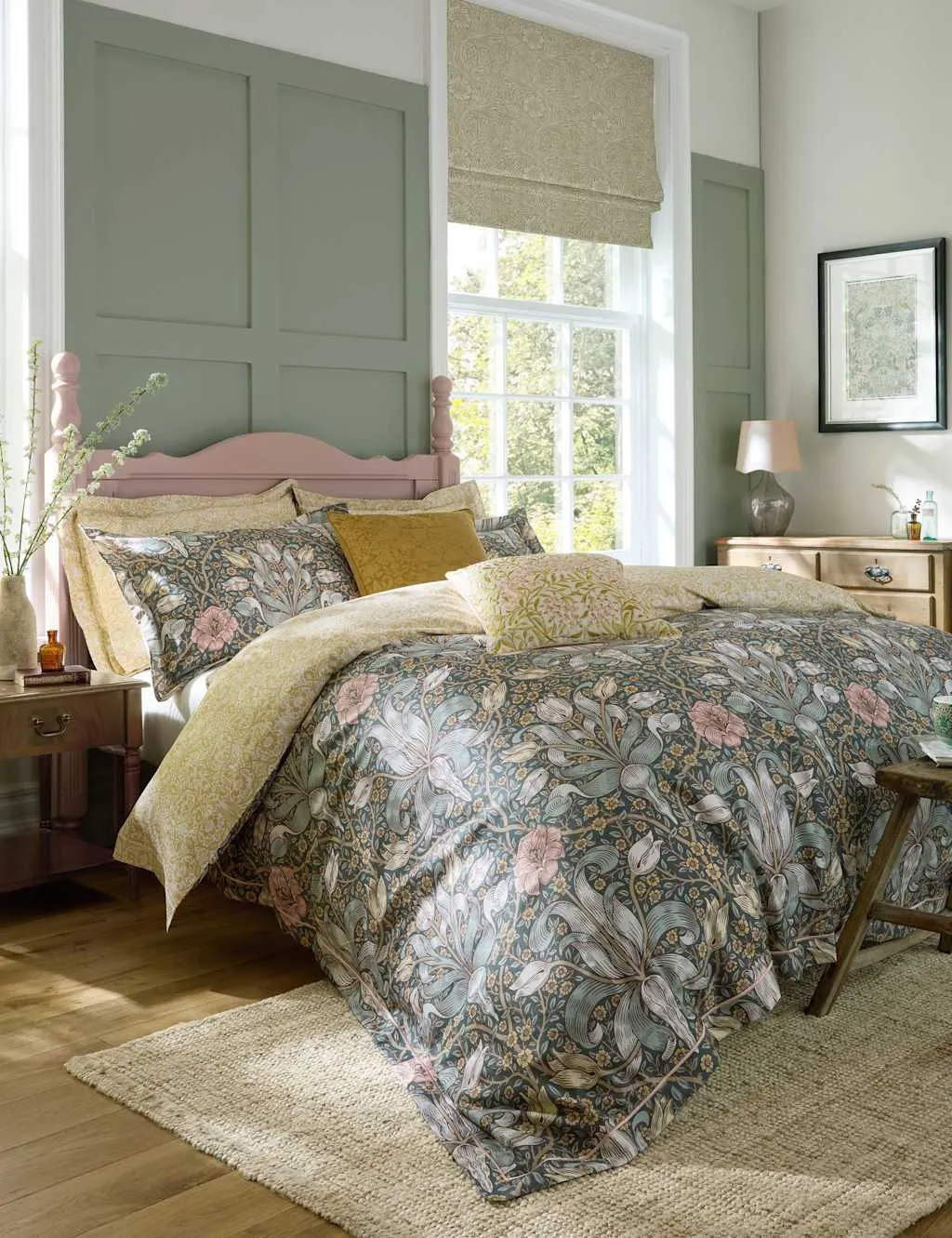Spring Thicket Reversible Bedding Set - Multi, Cotton Sateen product