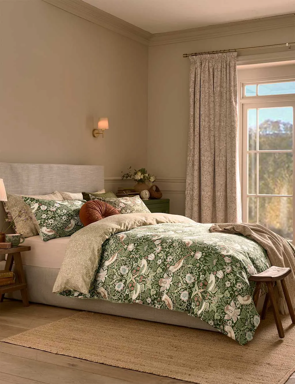 Strawberry Thief 2-Pack Pillowcases - Green Mix, Cotton Sateen product