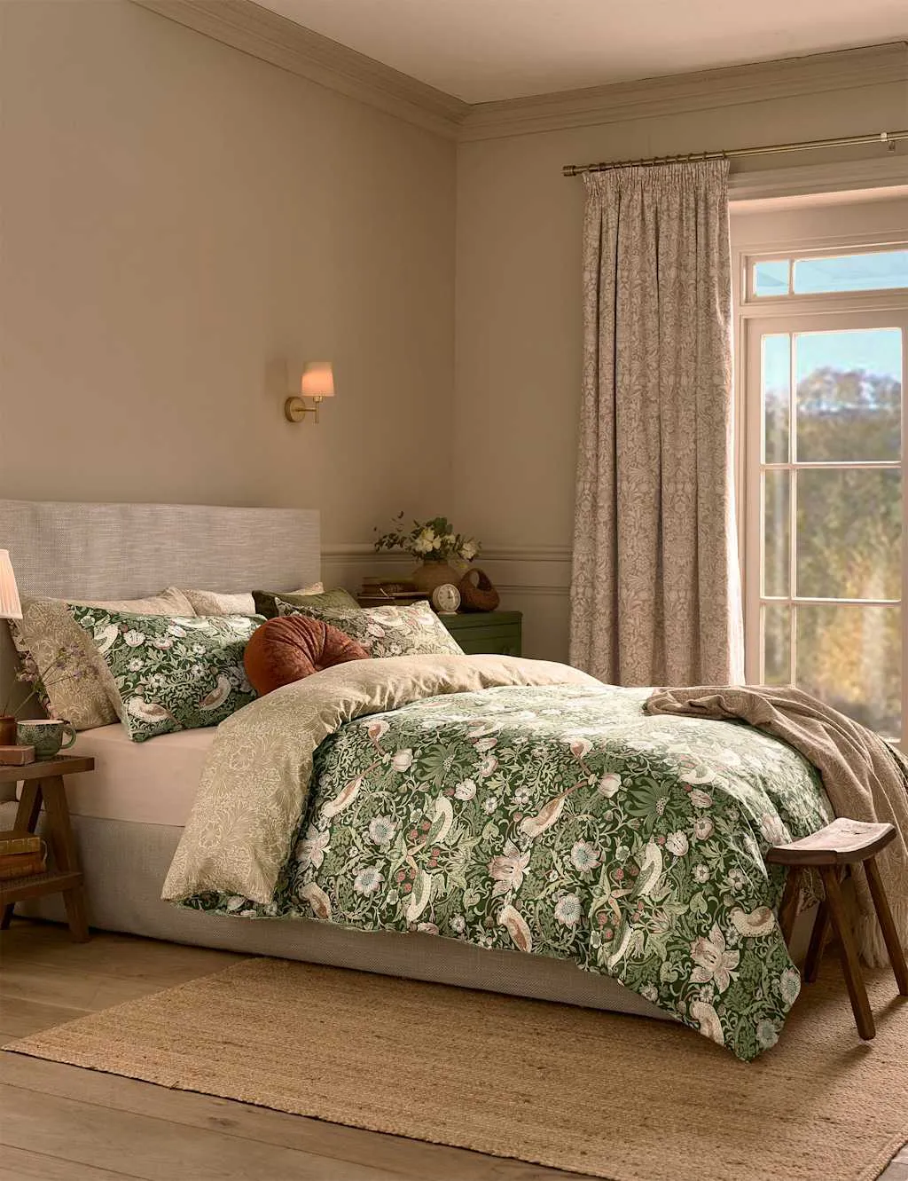Strawberry Thief Bedding Set - Green Mix, Cotton product