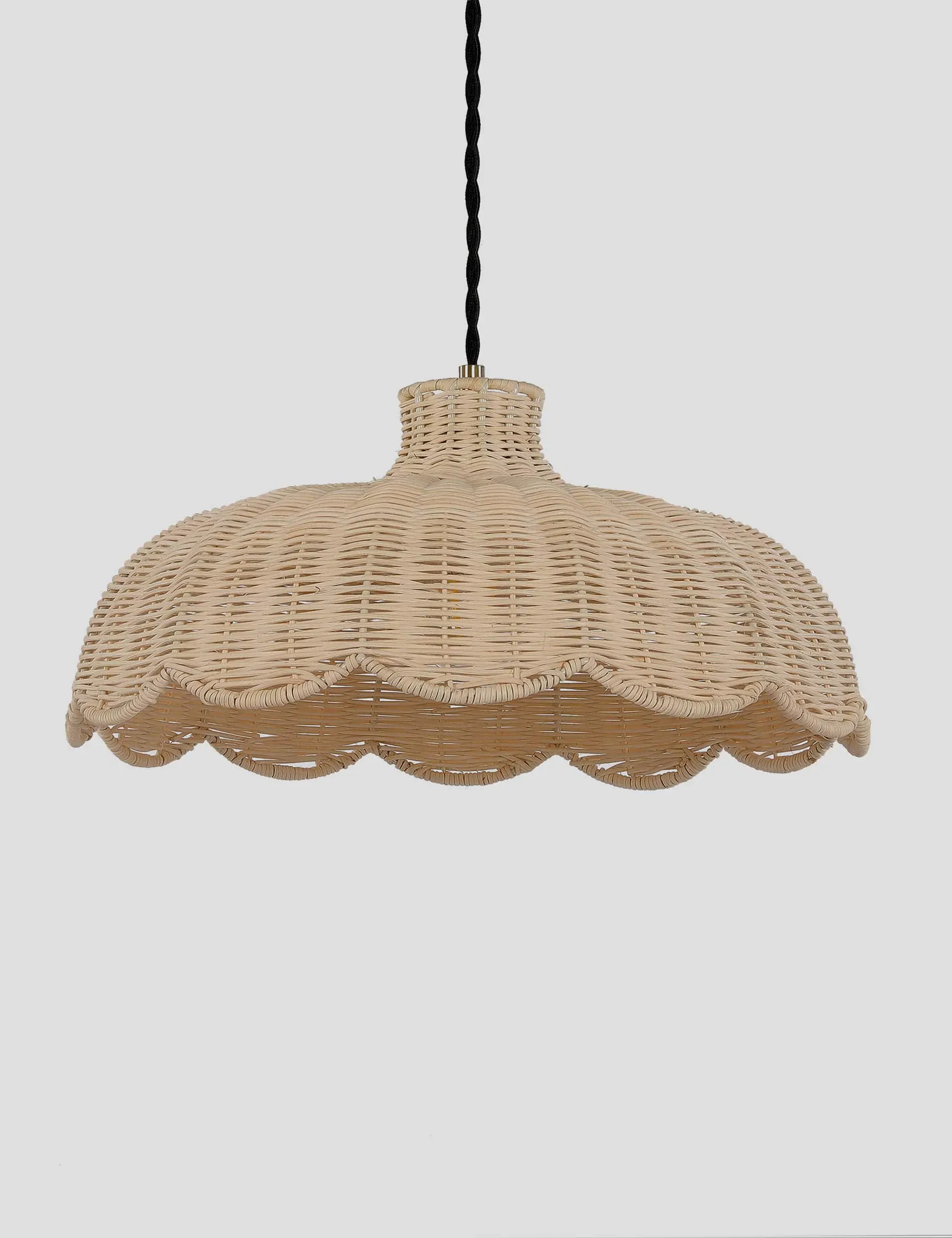 m-s-scallop-rattan-shade-natural-natural image