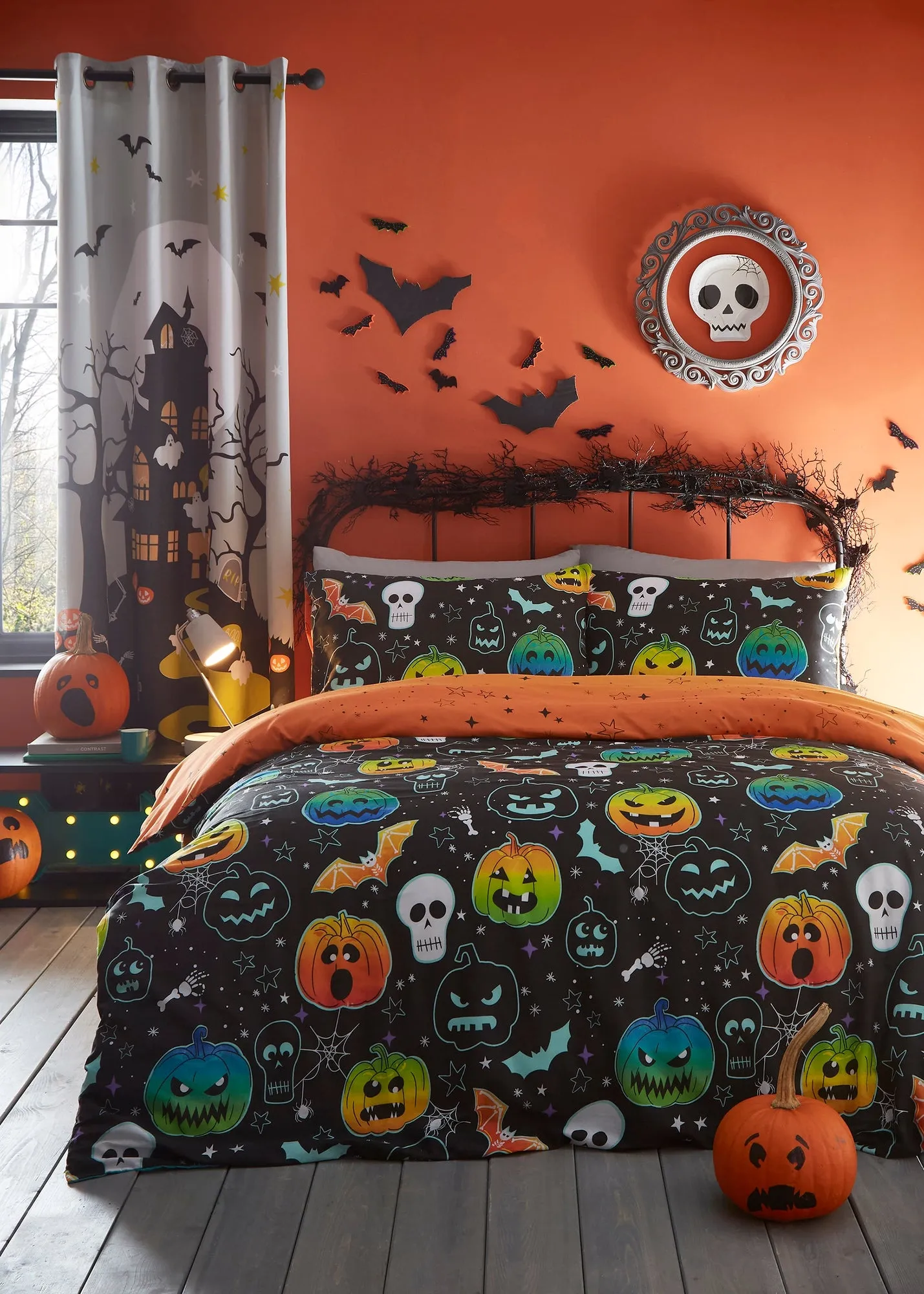 Scary Pumpkins Glow in the Dark Single Duvet Set - Black product