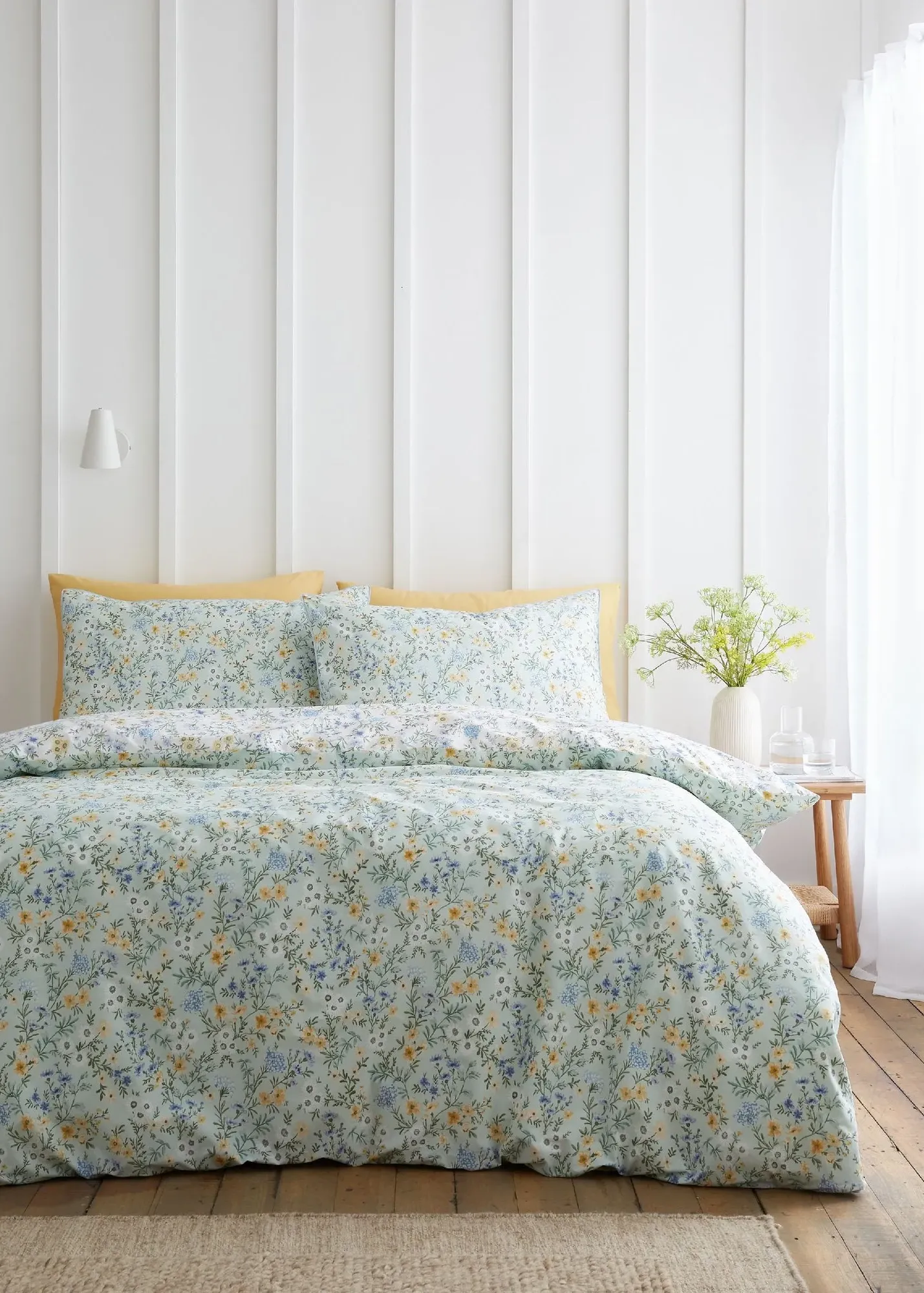 Ditsy Floral Single Reversible Duvet Cover Set - Green, Cotton product