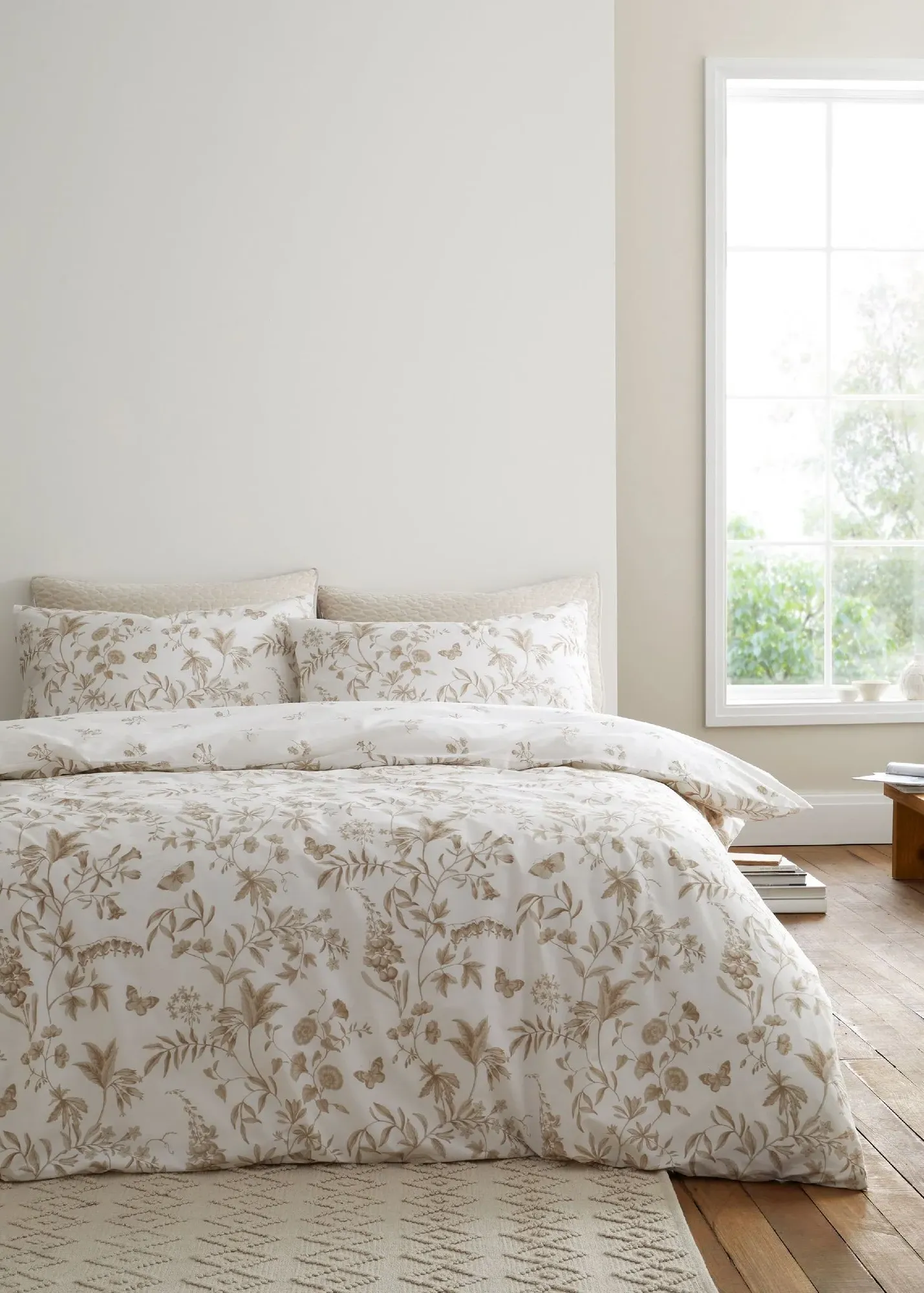 Thea Floral Single Reversible Duvet Cover Set - Natural, Cotton product