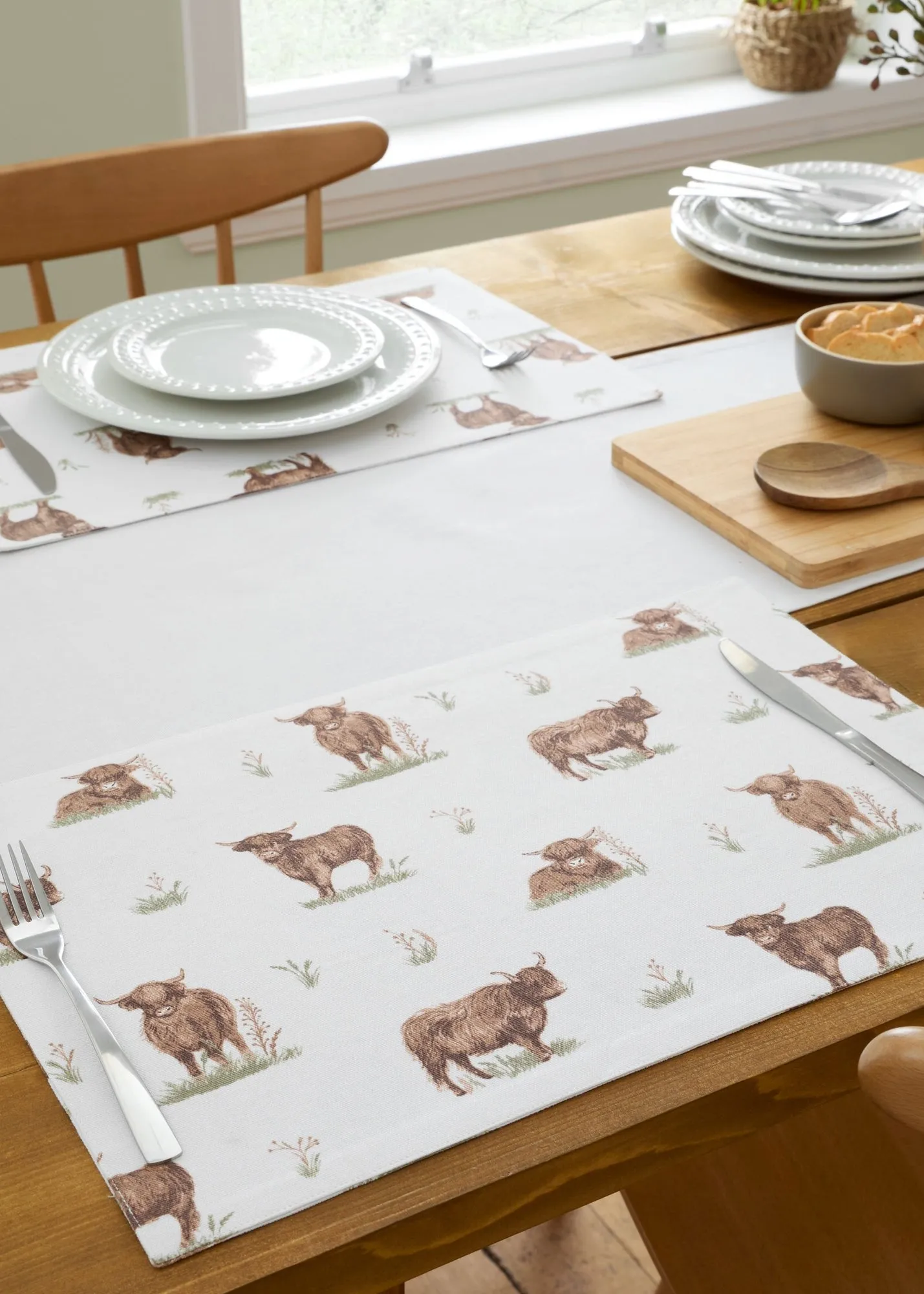 Angus Highland Cow Cotton Dining Placemat 4 Pack - Natural product