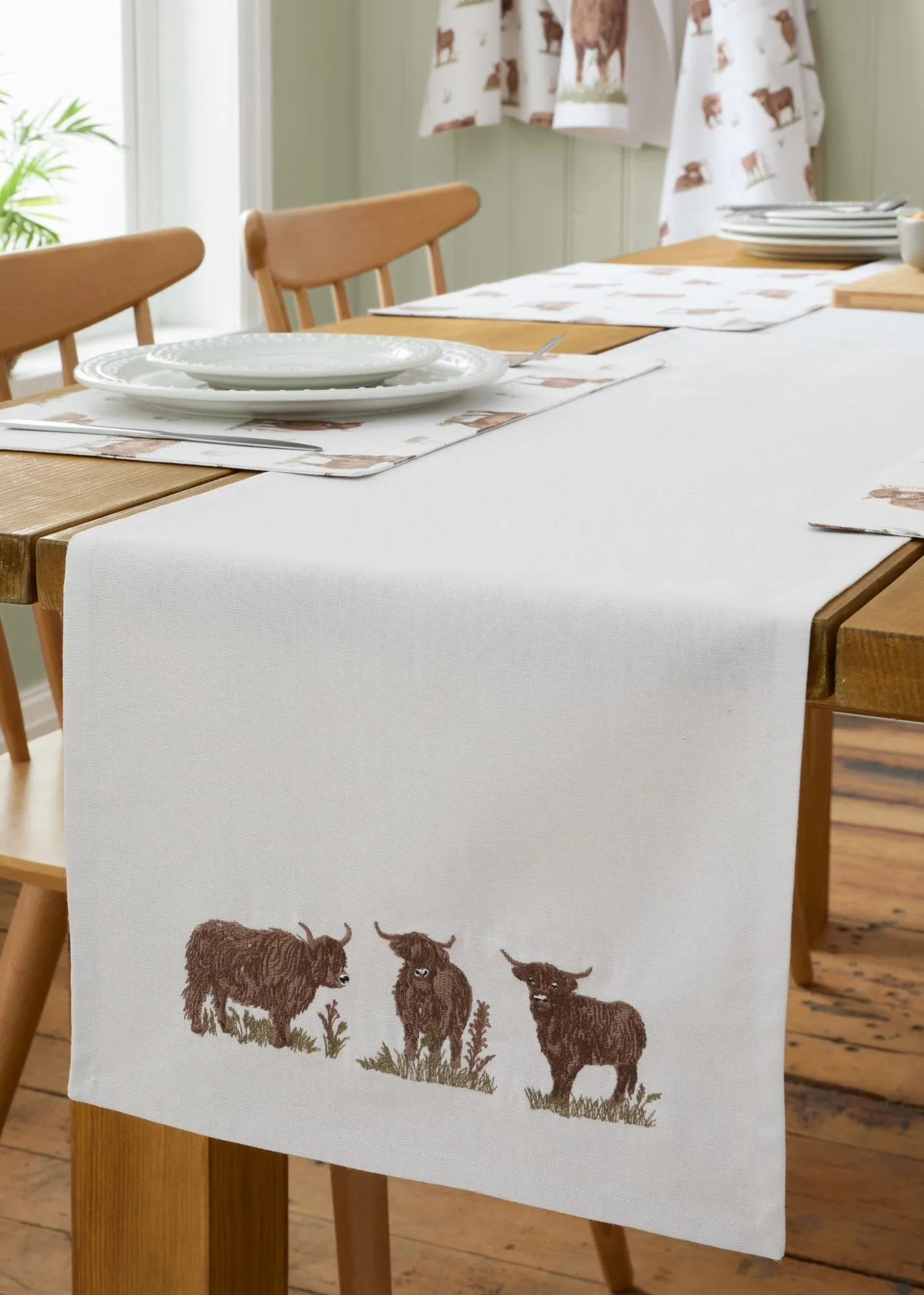 Angus Highland Cow Dining Table Runner - Natural, Cotton product