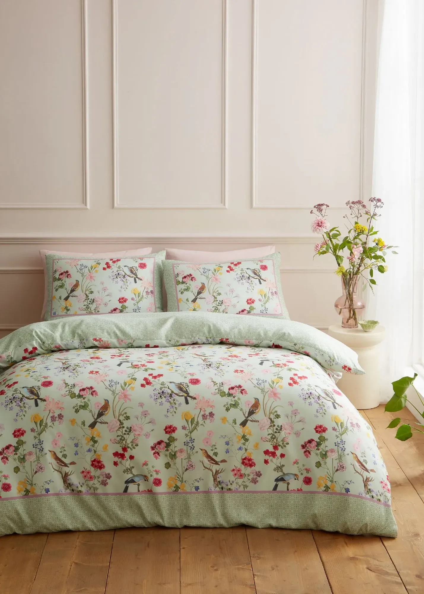 Birds In Bloom So Soft Single Duvet Cover Set - Green product
