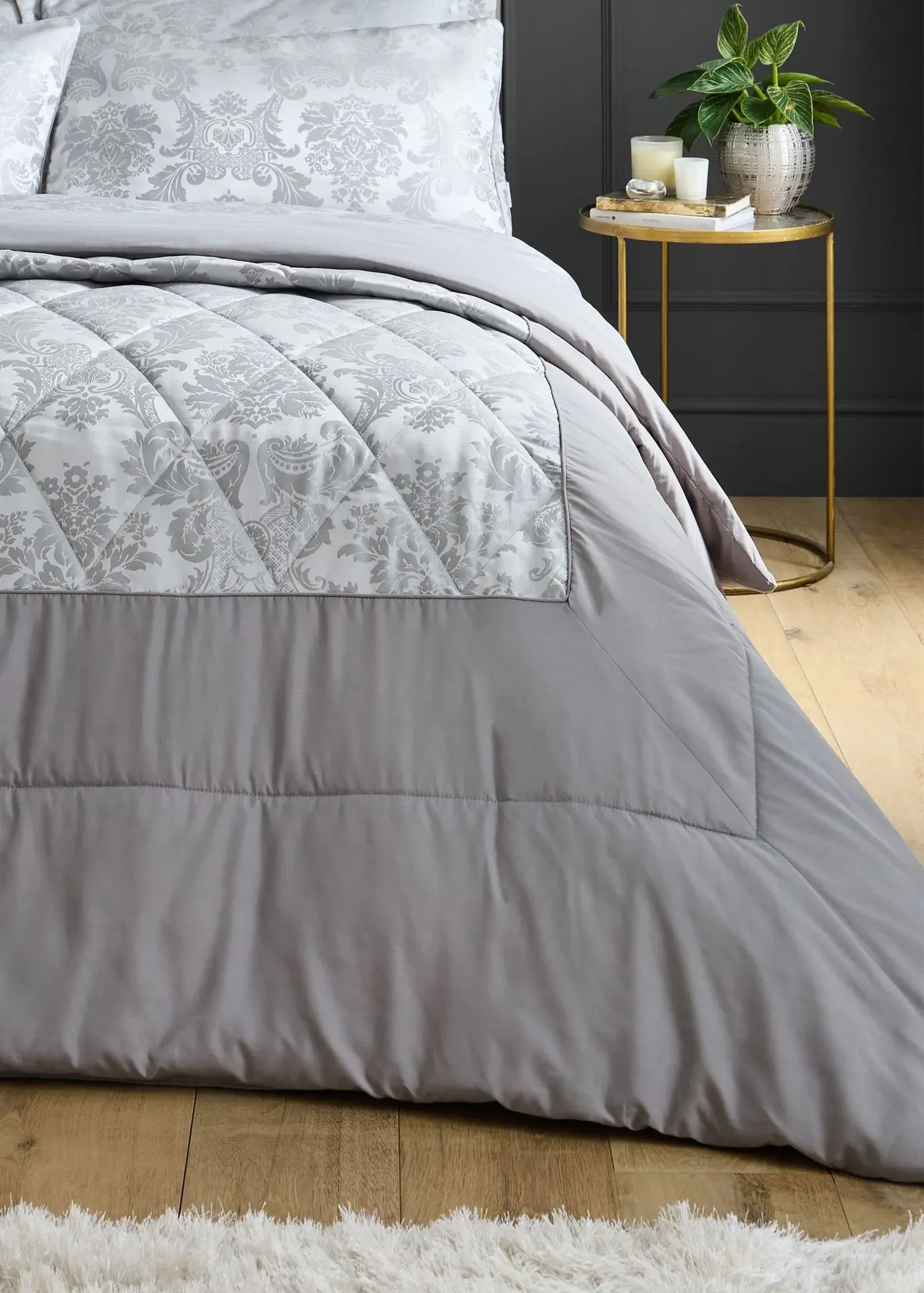 Catherine Lansfield Damask Jacquard Bedspread - Silver product
