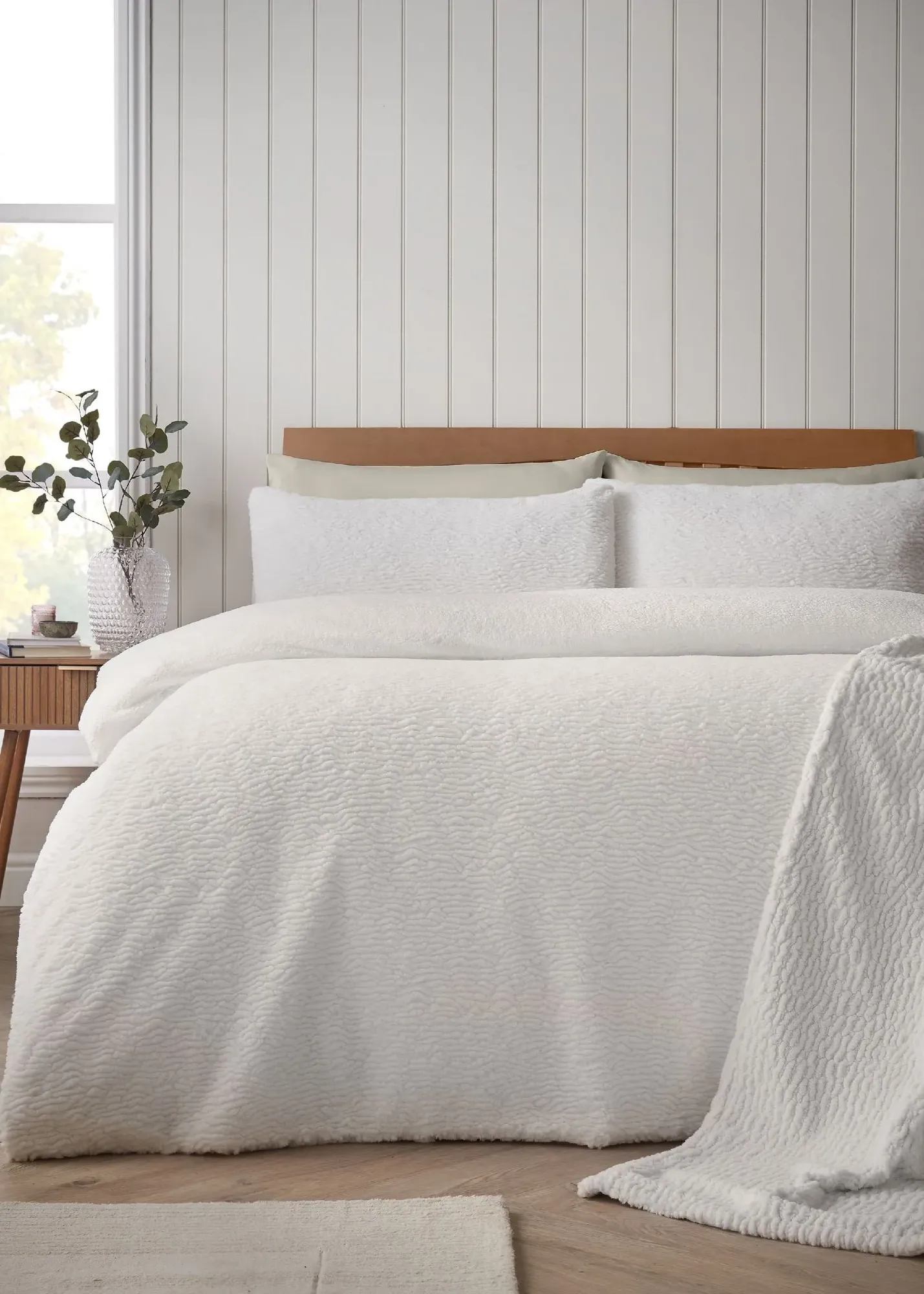 Catherine Lansfield Textured Wave Single Duvet Cover Set - Cream, Faux Fur product