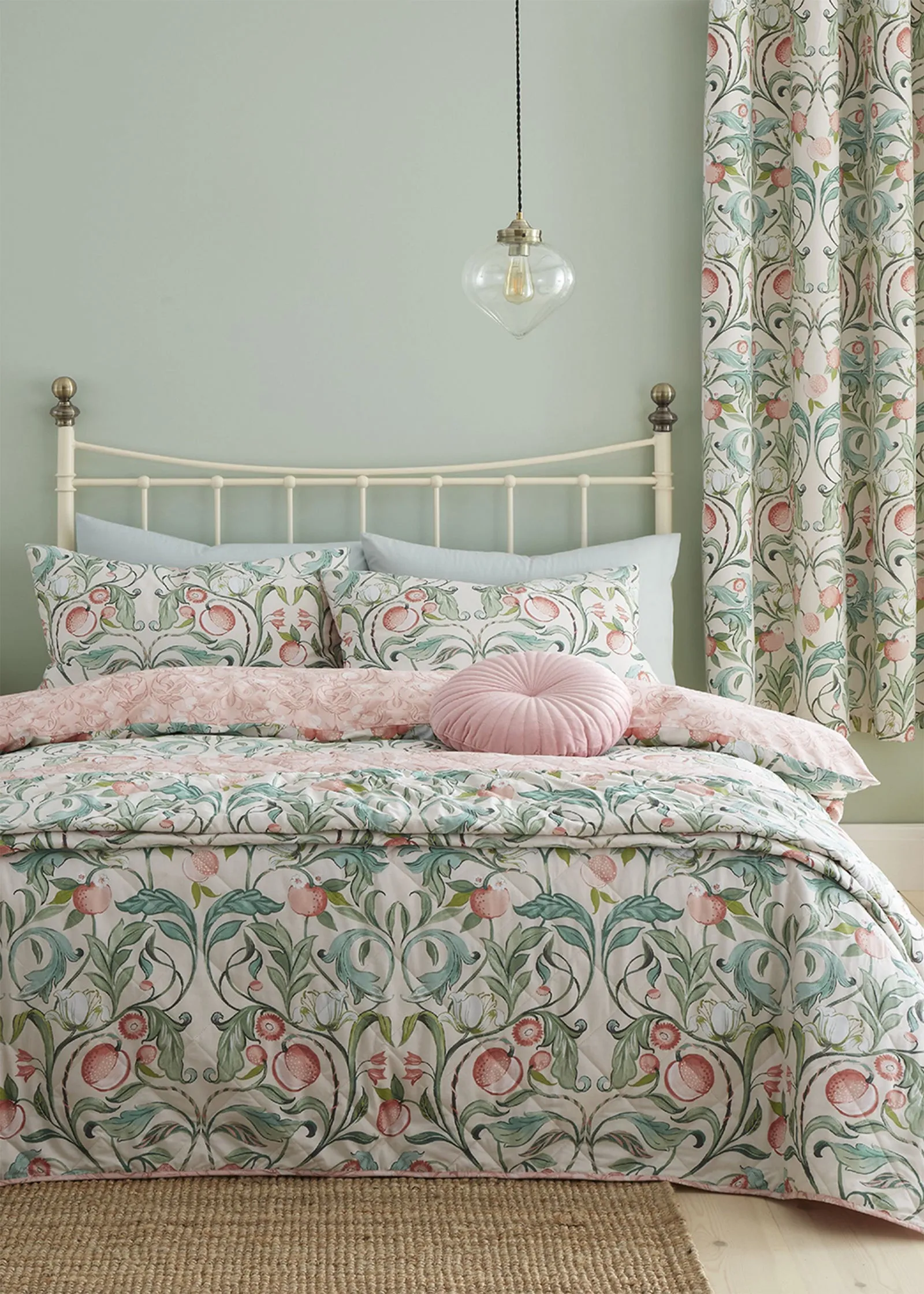 Clarence Floral Reversible Single Duvet Cover Set - Multi, Polycotton product