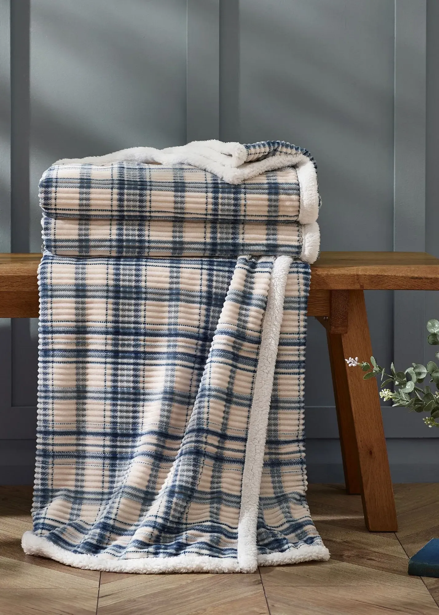 Cosy Ribbed Check Blanket Throw - Blue product