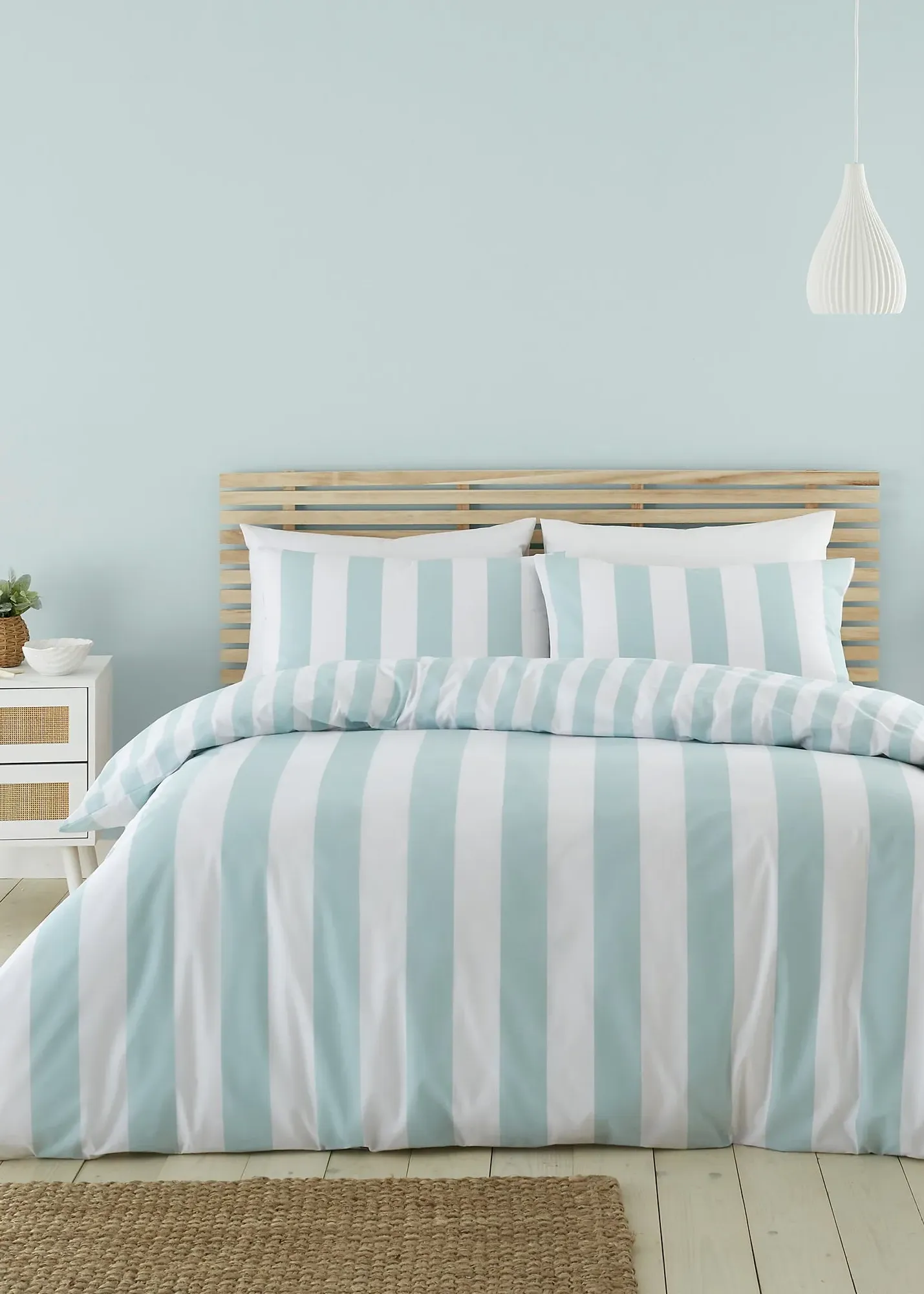 Cove Stripe Single Reversible Duvet Cover Set - Blue product