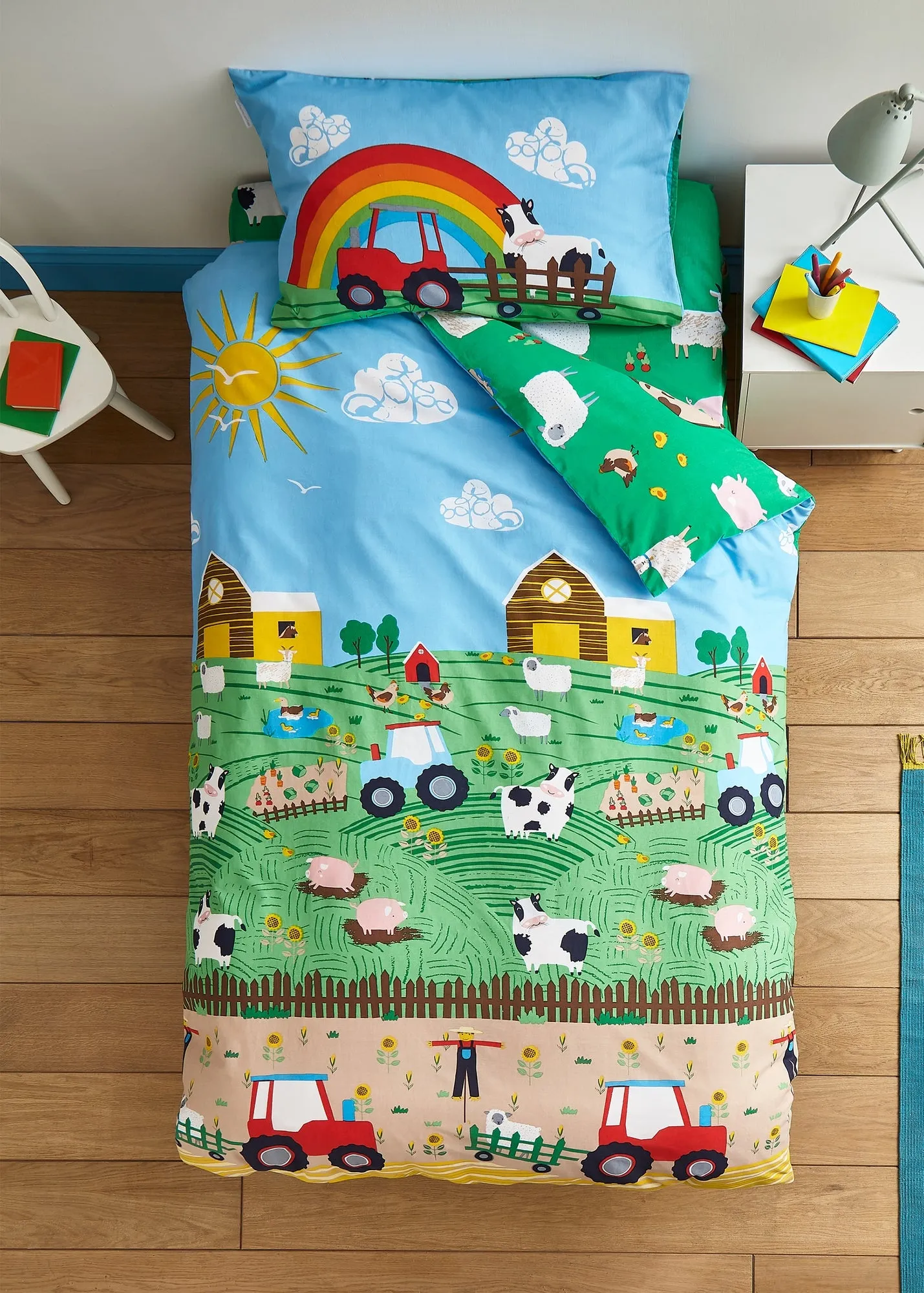 Farmyard Animals Junior Reversible Duvet Cover Set - Blue product
