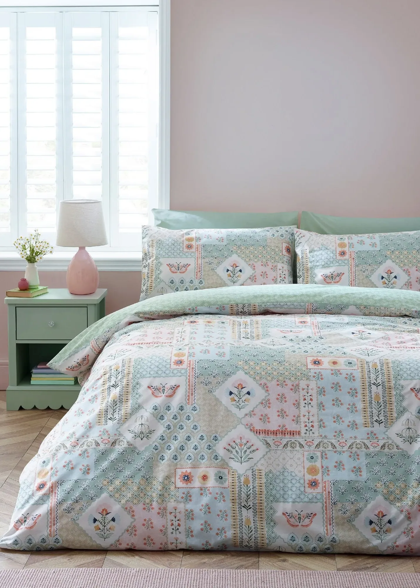 Folk Patchwork Reversible Single Duvet Cover Set - Green product