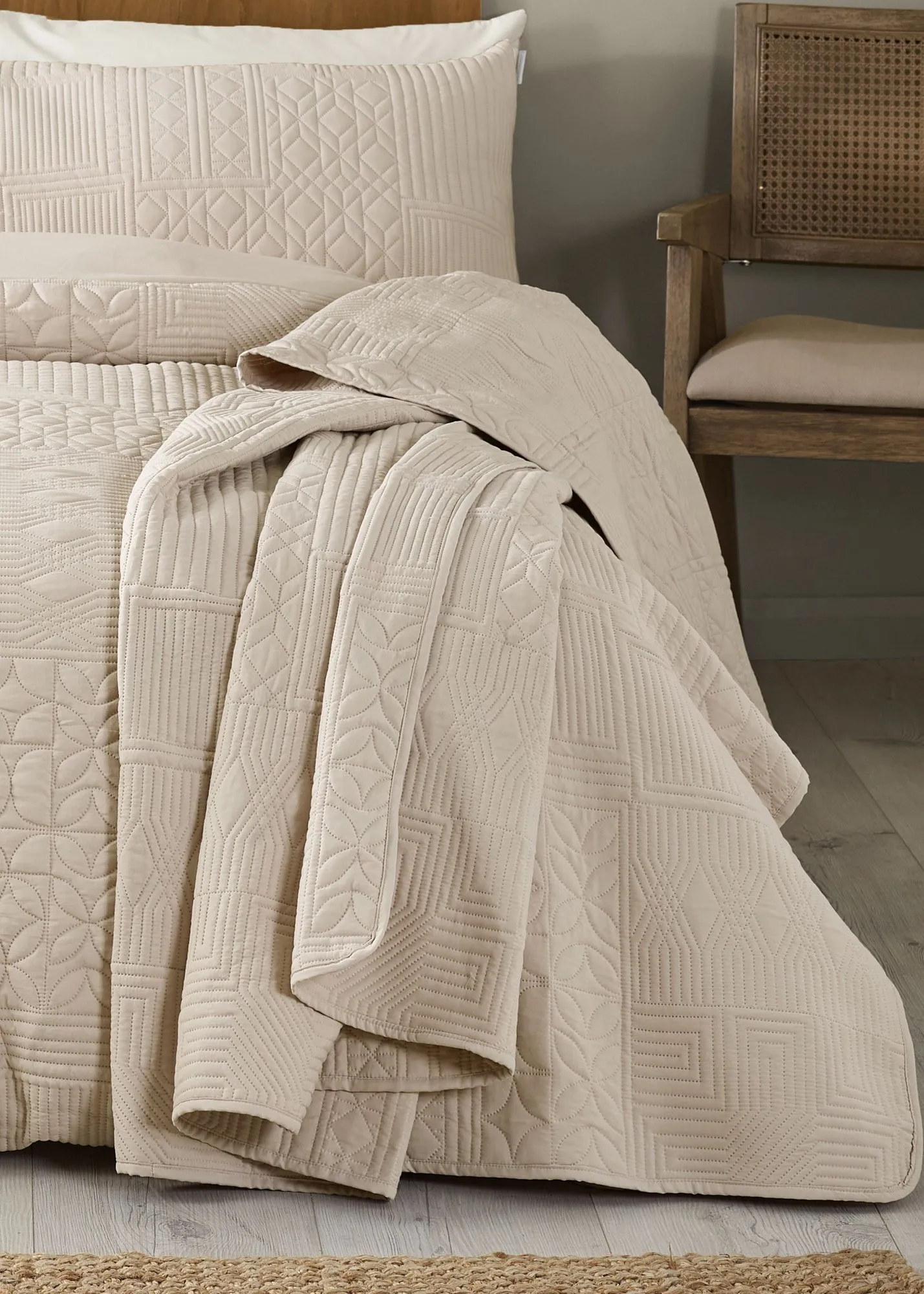 Folkstone Geo Bedspread - Cream, Polyester product
