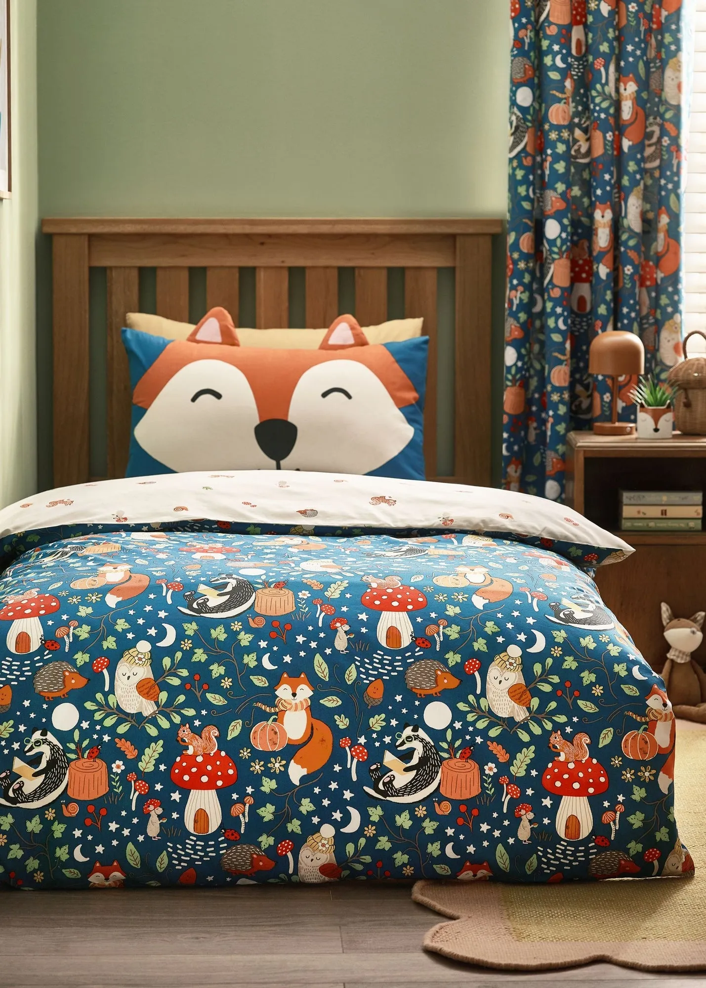 Fox and Friends Single Reversible Duvet Cover Set - Green product