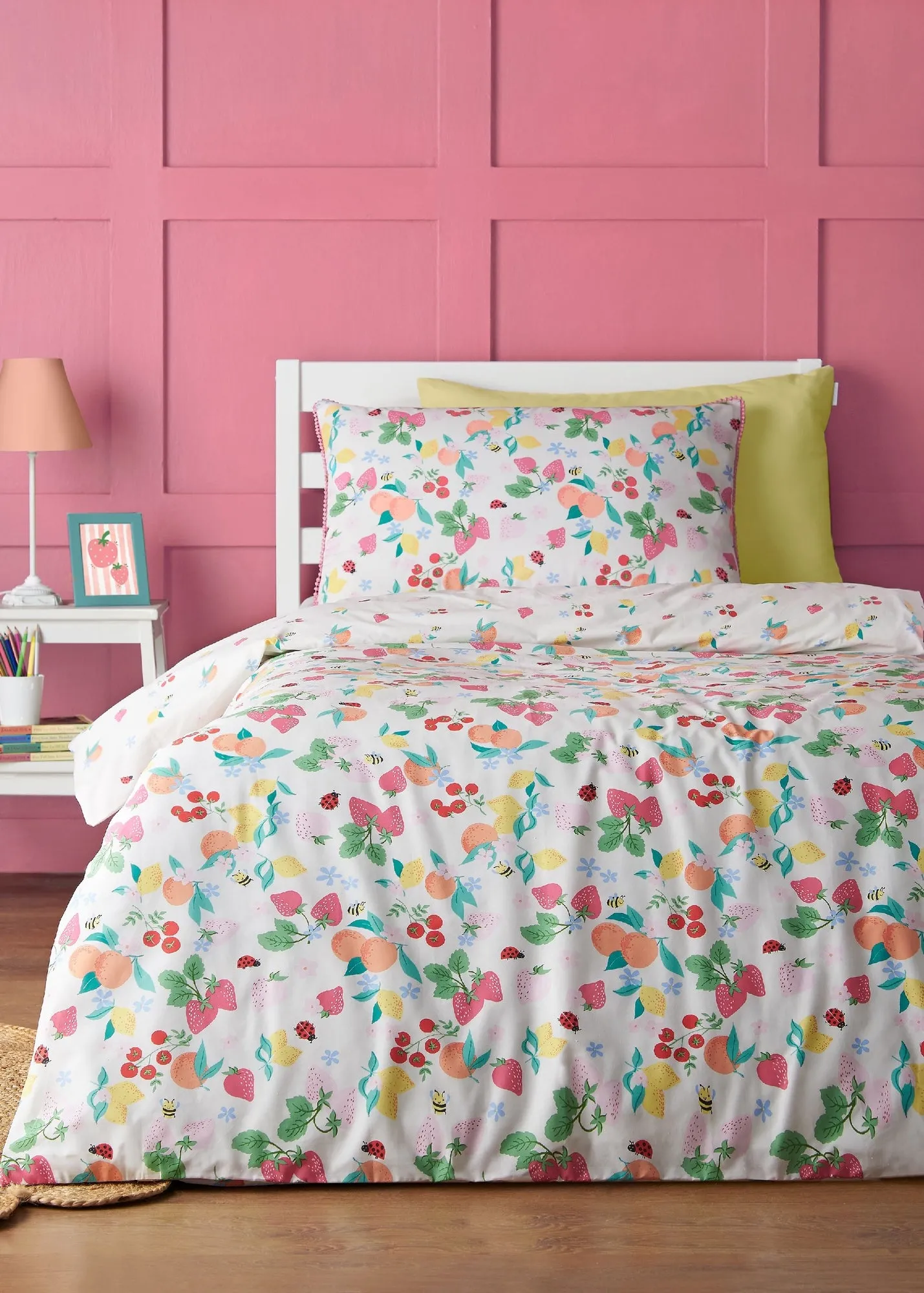Fruity Friends Reversible Single Duvet Cover Set - Multi, Polyester product