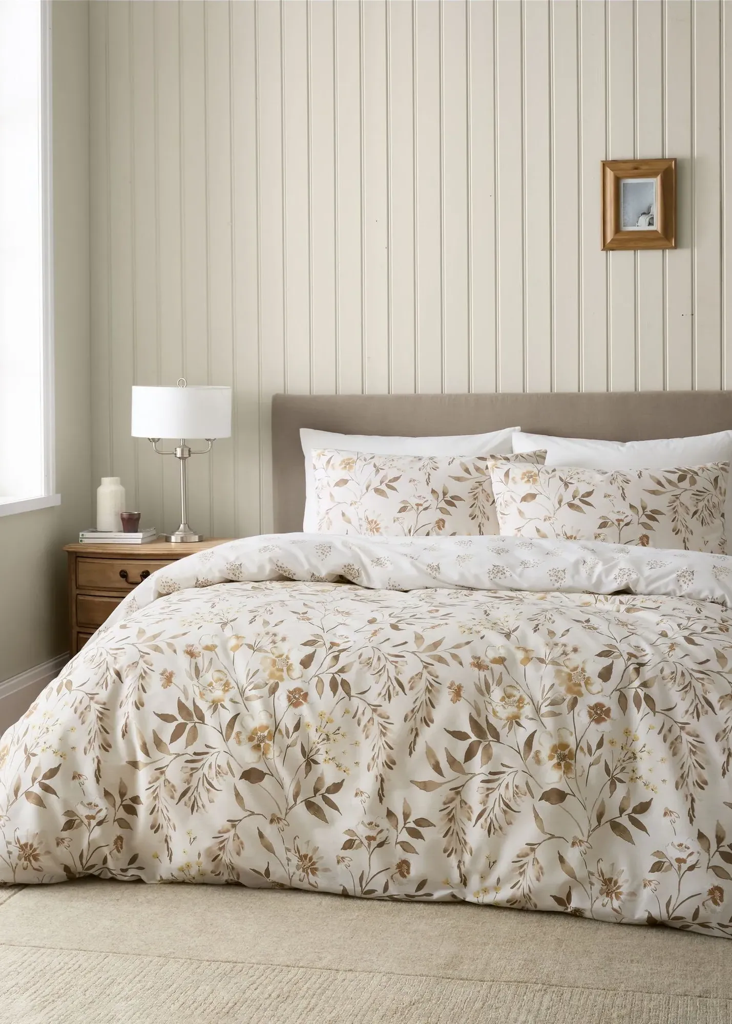 Isadora Floral Single Reversible Duvet Cover Set - Natural product