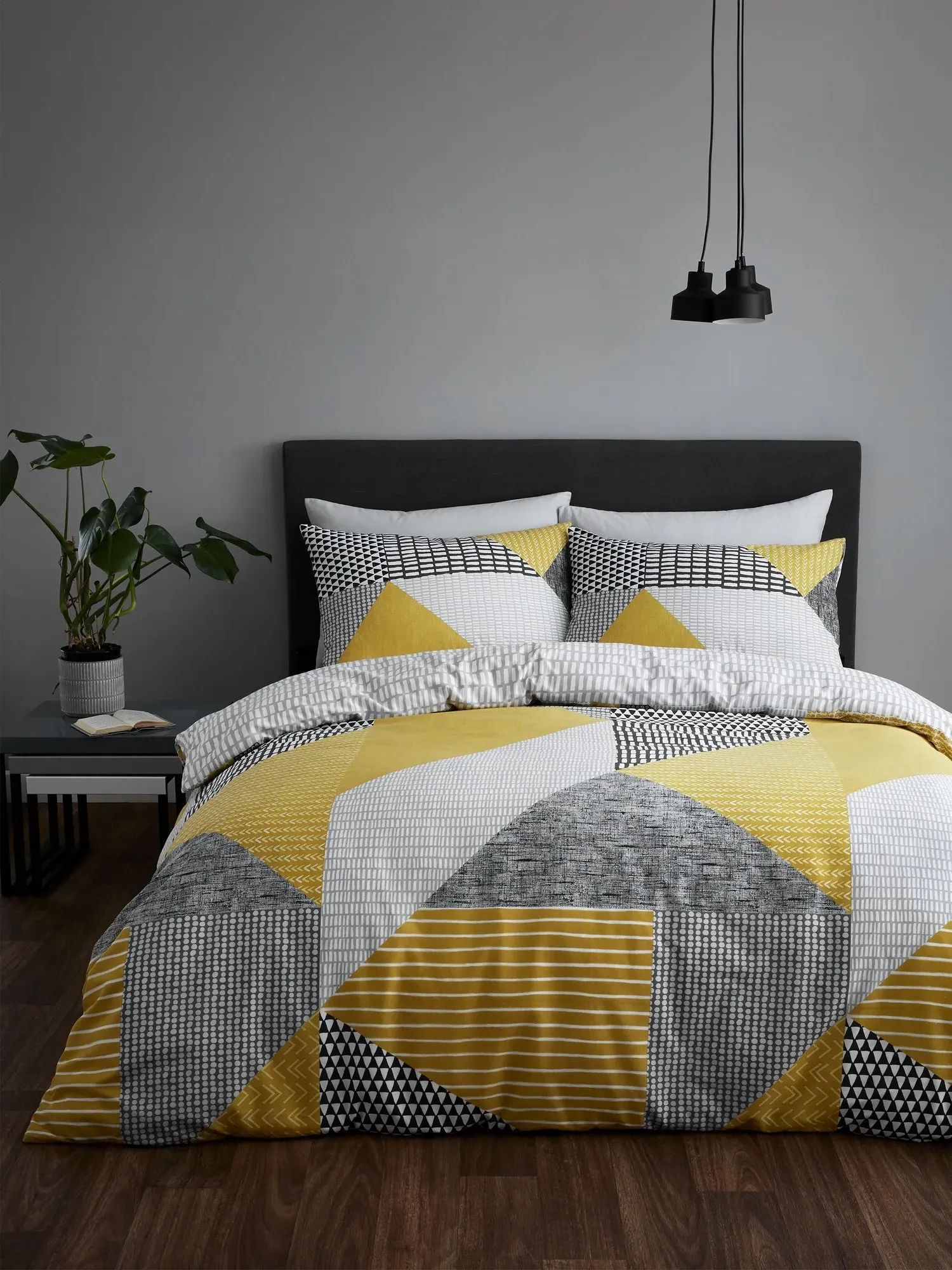 Larsson Geo Reversible Duvet Cover Set Single - Yellow product
