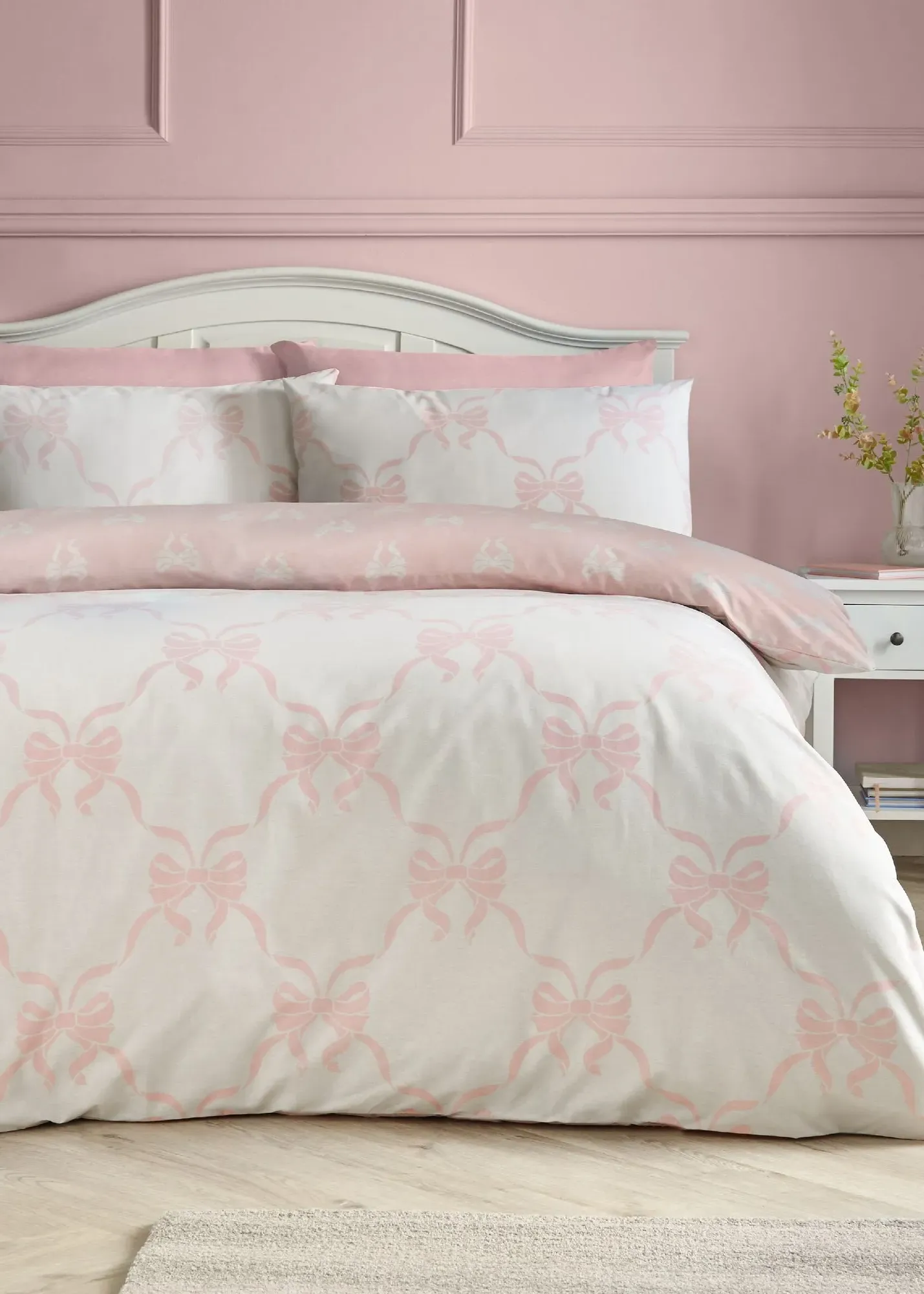 Pretty Bows Single Reversible Duvet Cover Set - Pink product
