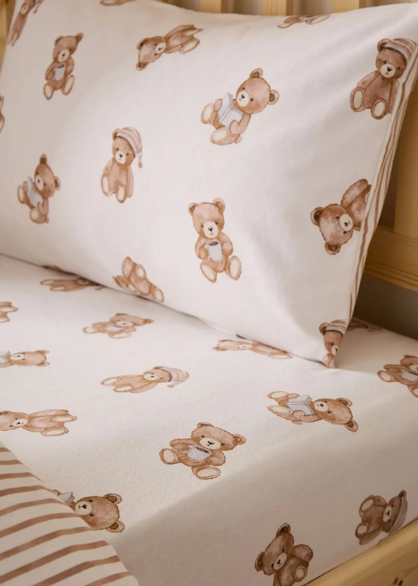 Teddy Bear Junior Fitted Sheet - Cream, Brushed Cotton product