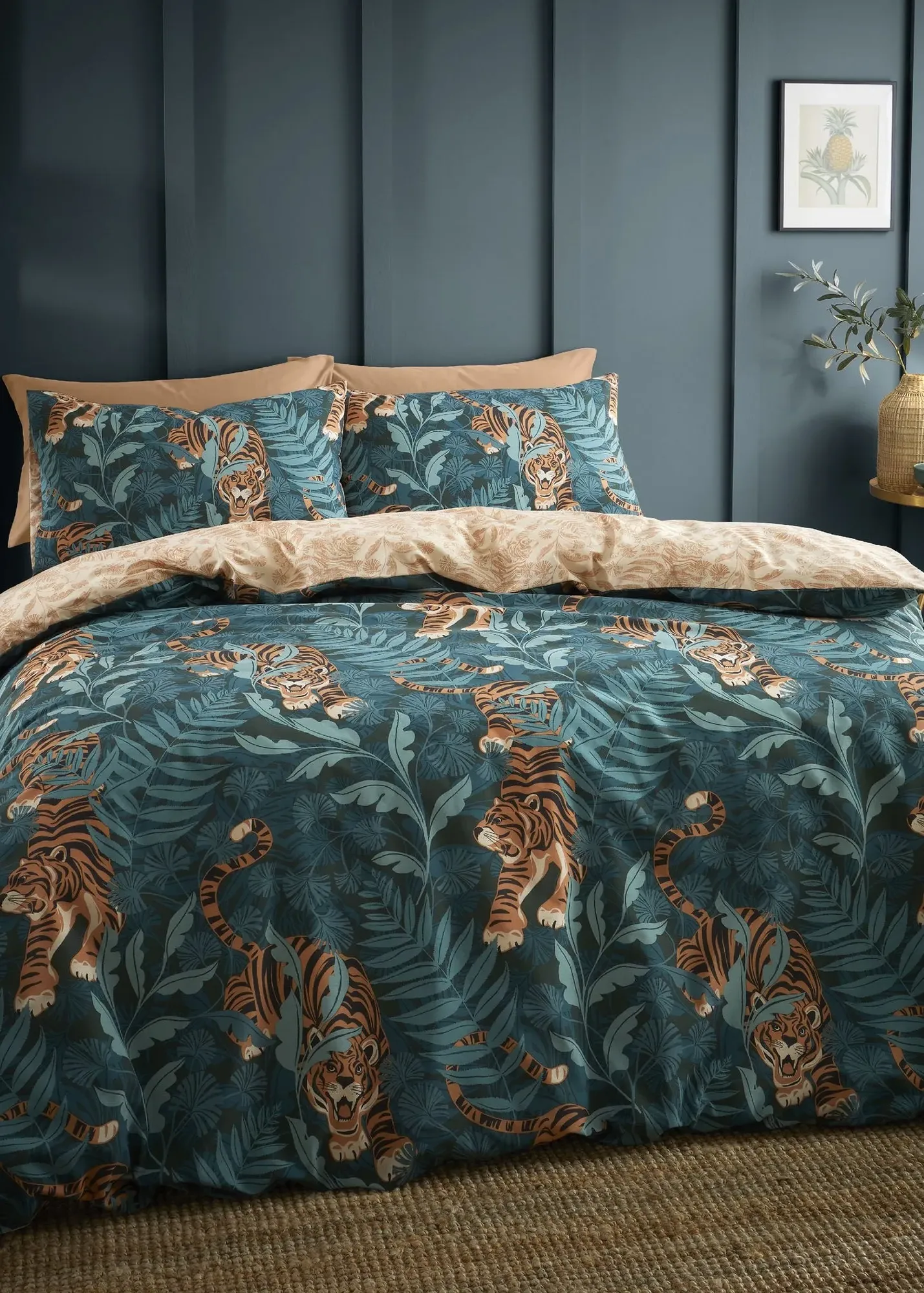 Tropic Tiger Leaf Single Reversible Duvet Cover Set - Green product