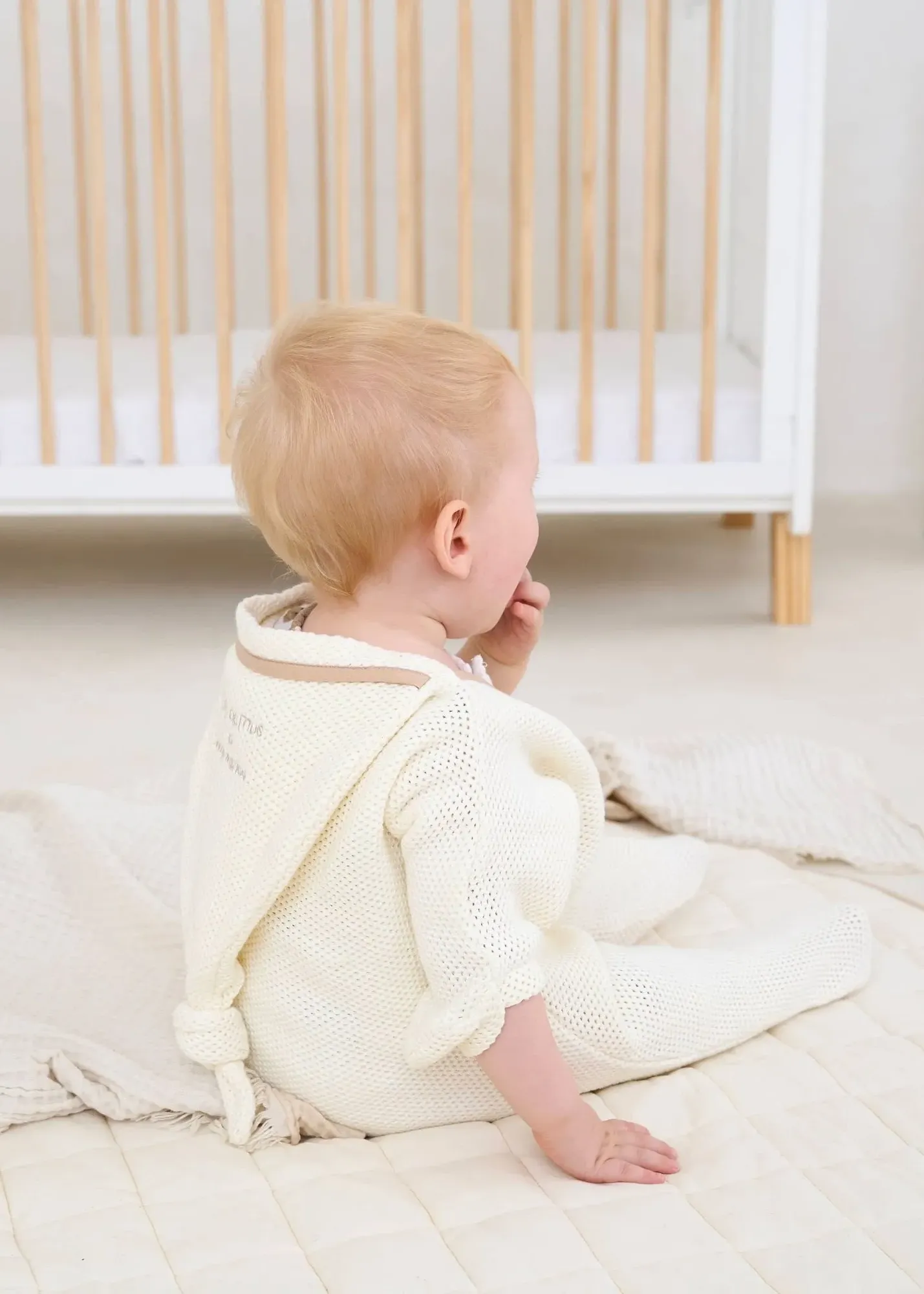 Organic Cotton Star Wrap Blanket with Hood - Cream product