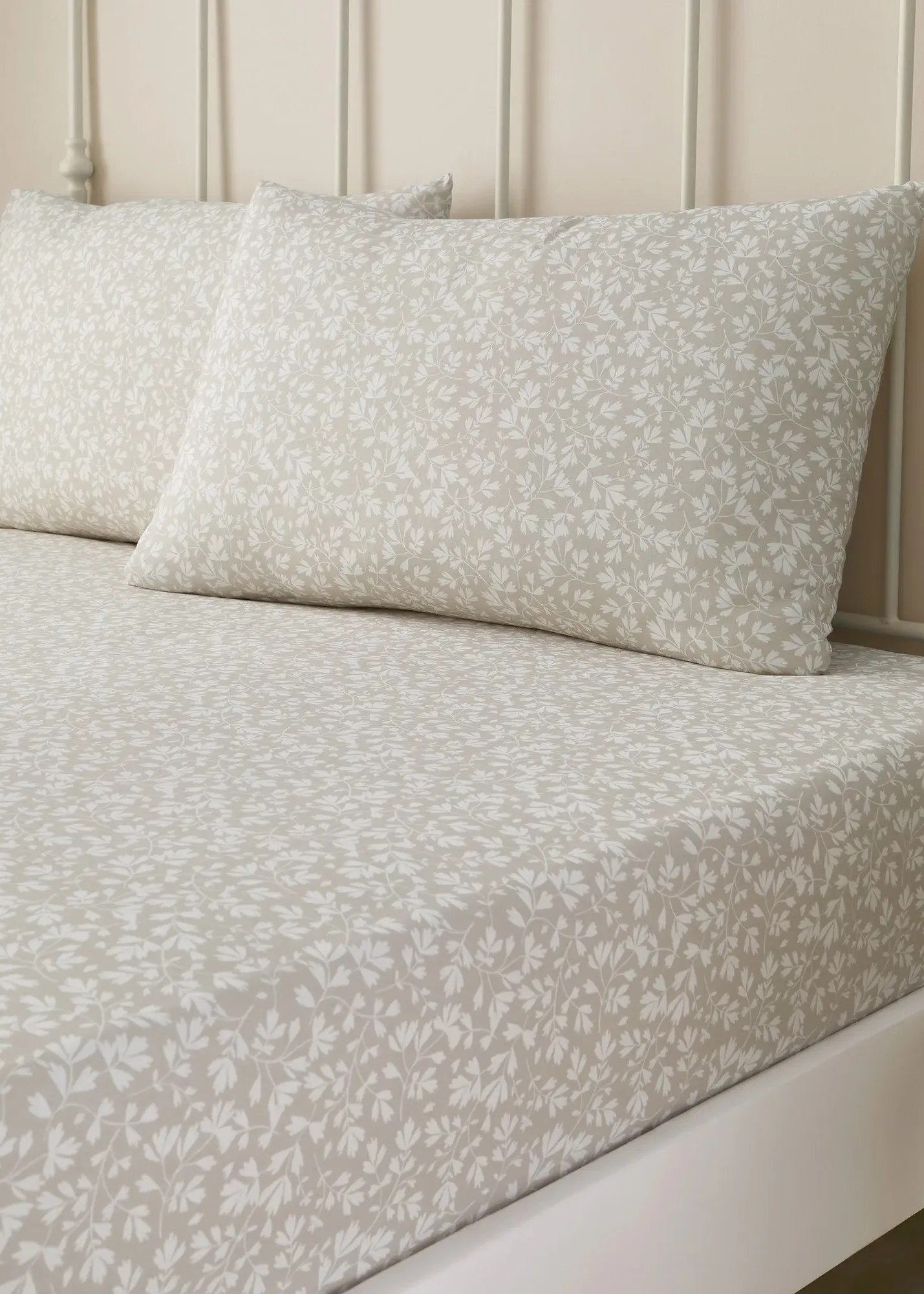 Tess Single Fitted Sheet - Natural, Polycotton product