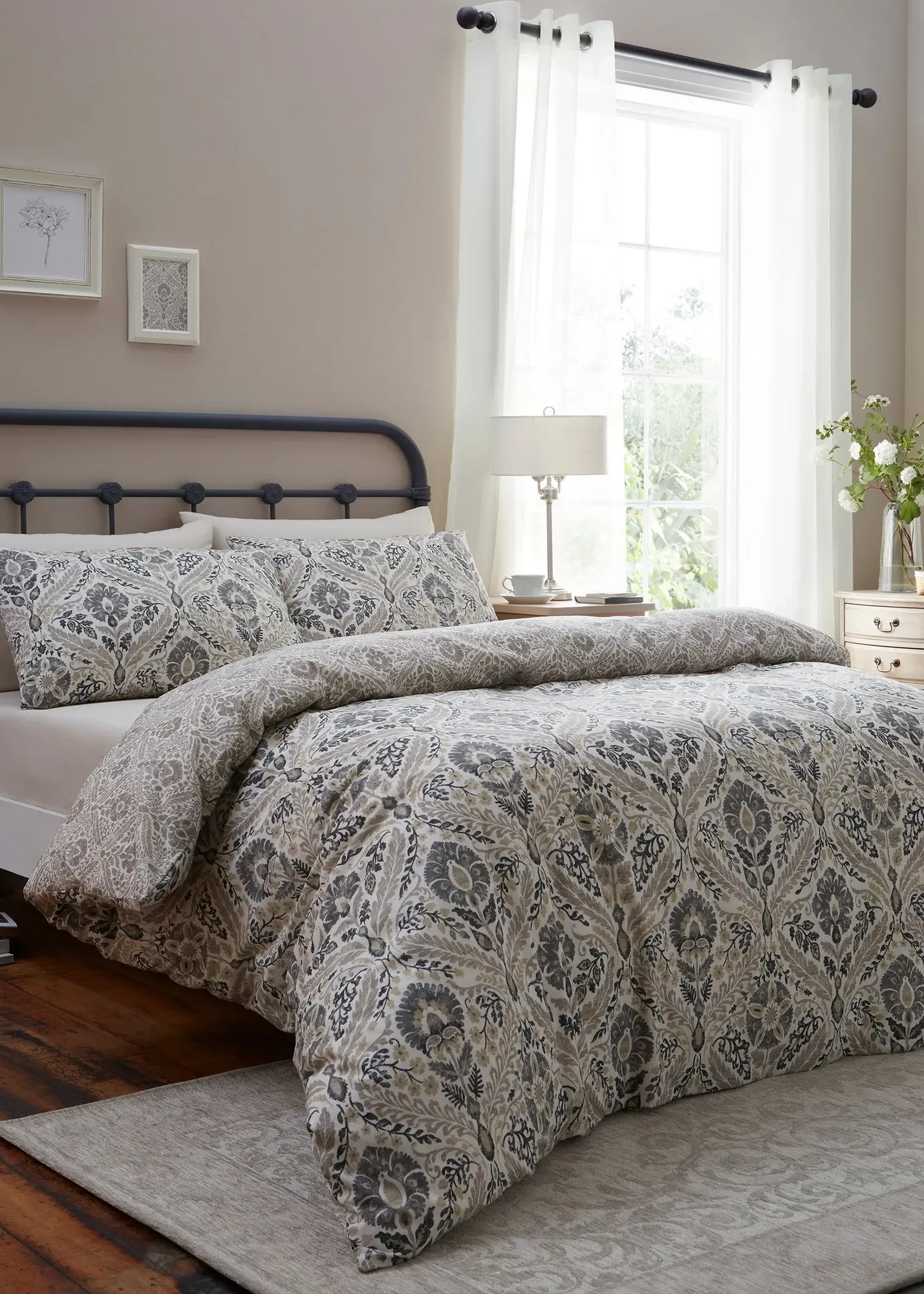 Harriet Reversible Single Duvet Cover Set - Natural, Cotton product