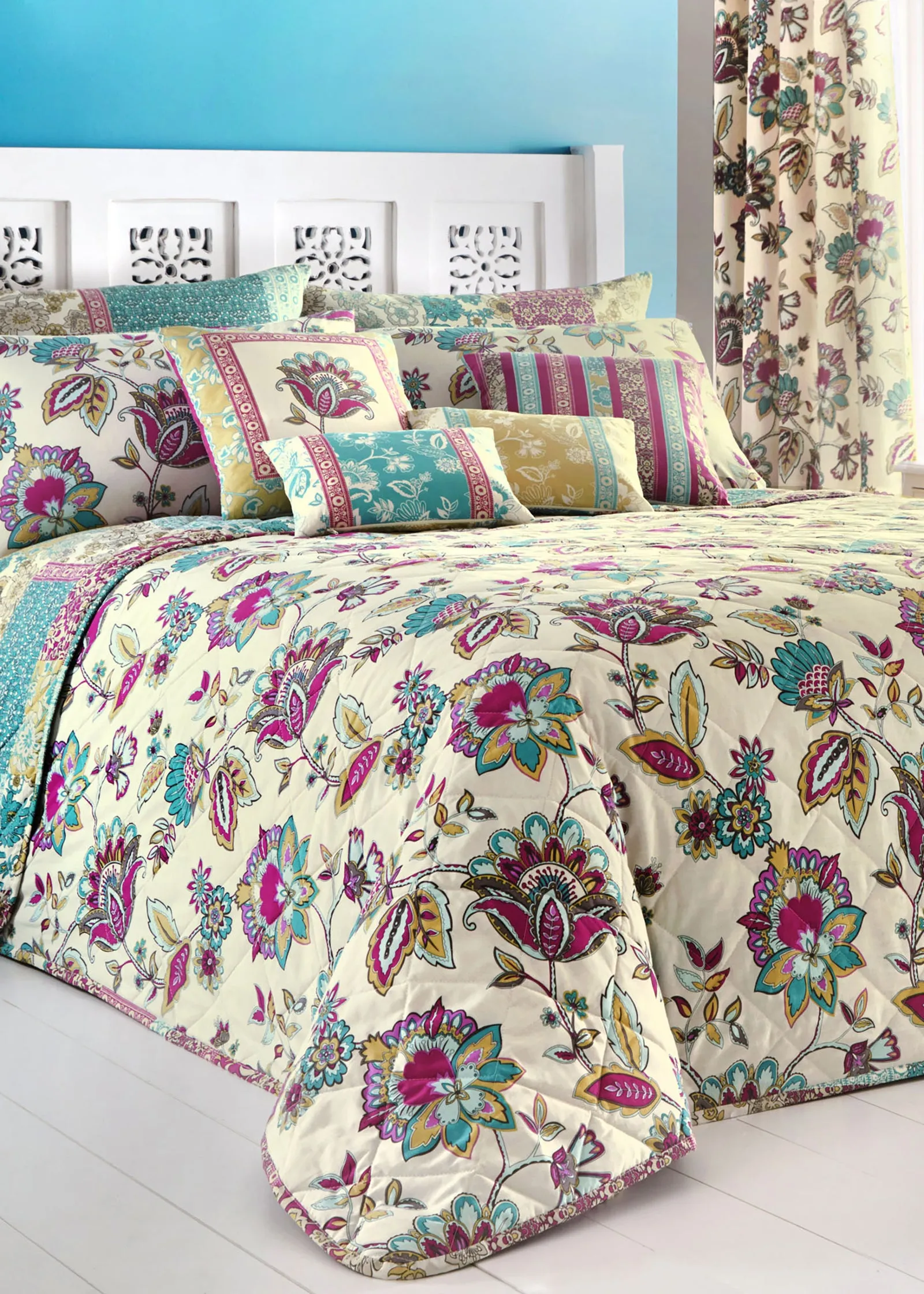 Marinelli Reversible Bedspread - Blue, Cotton Blend product