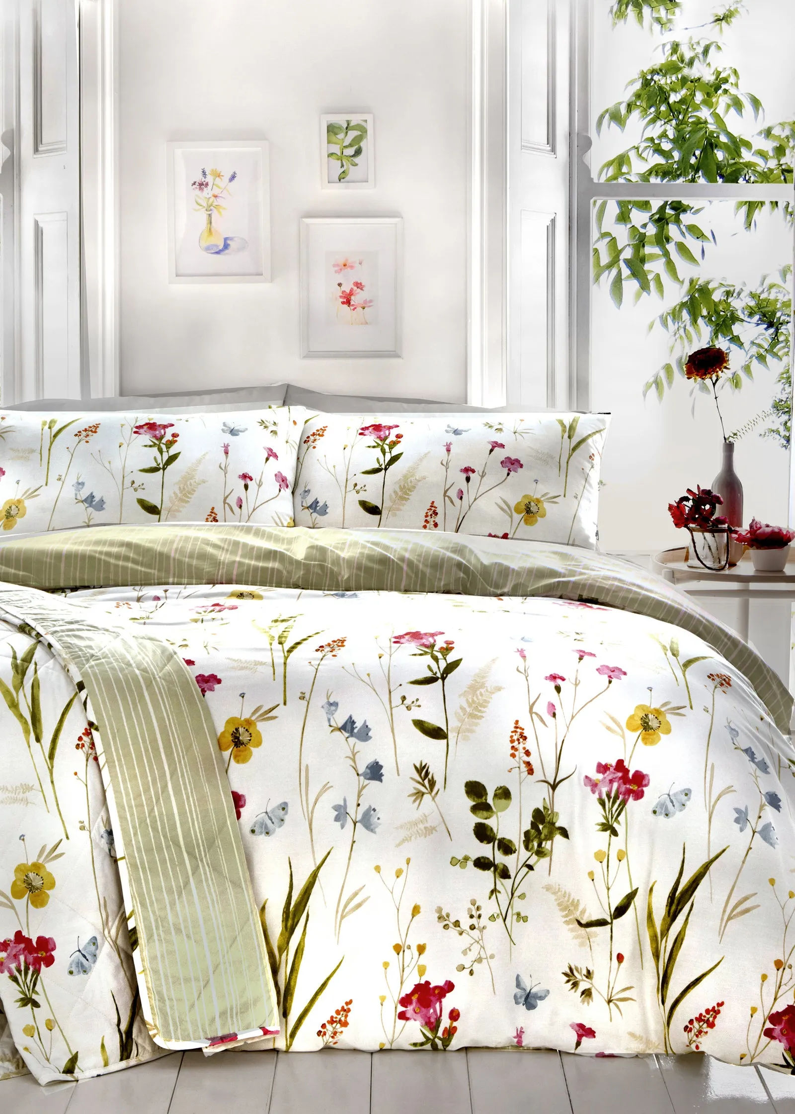 Spring Glade Single Duvet Cover - Multi, Polycotton product