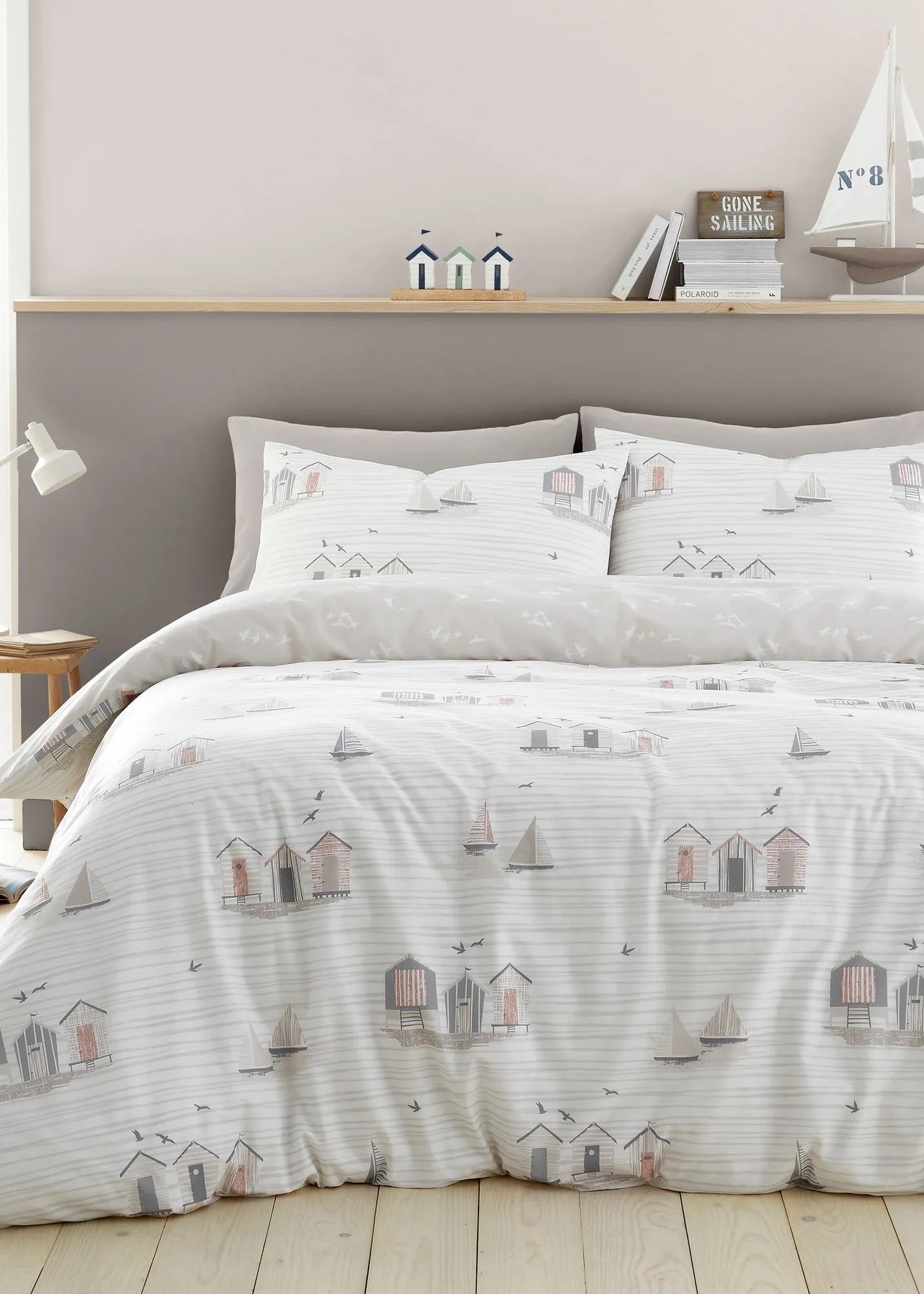 Beach Huts Single Duvet Cover Set - Natural, Polycotton product