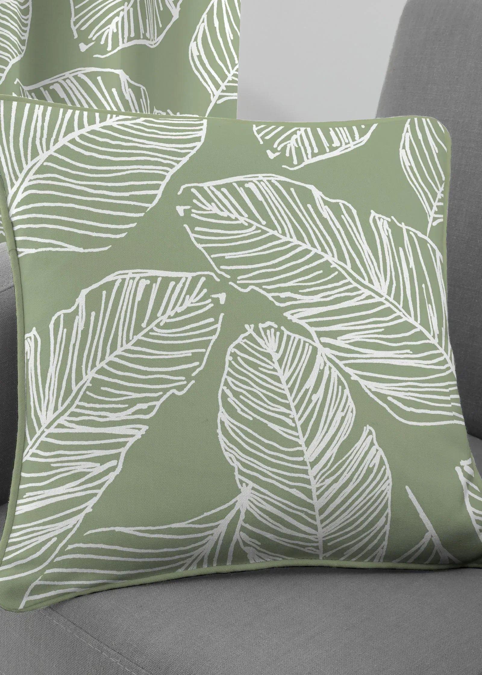 Matteo Filled Cushion - Green, Polyester product