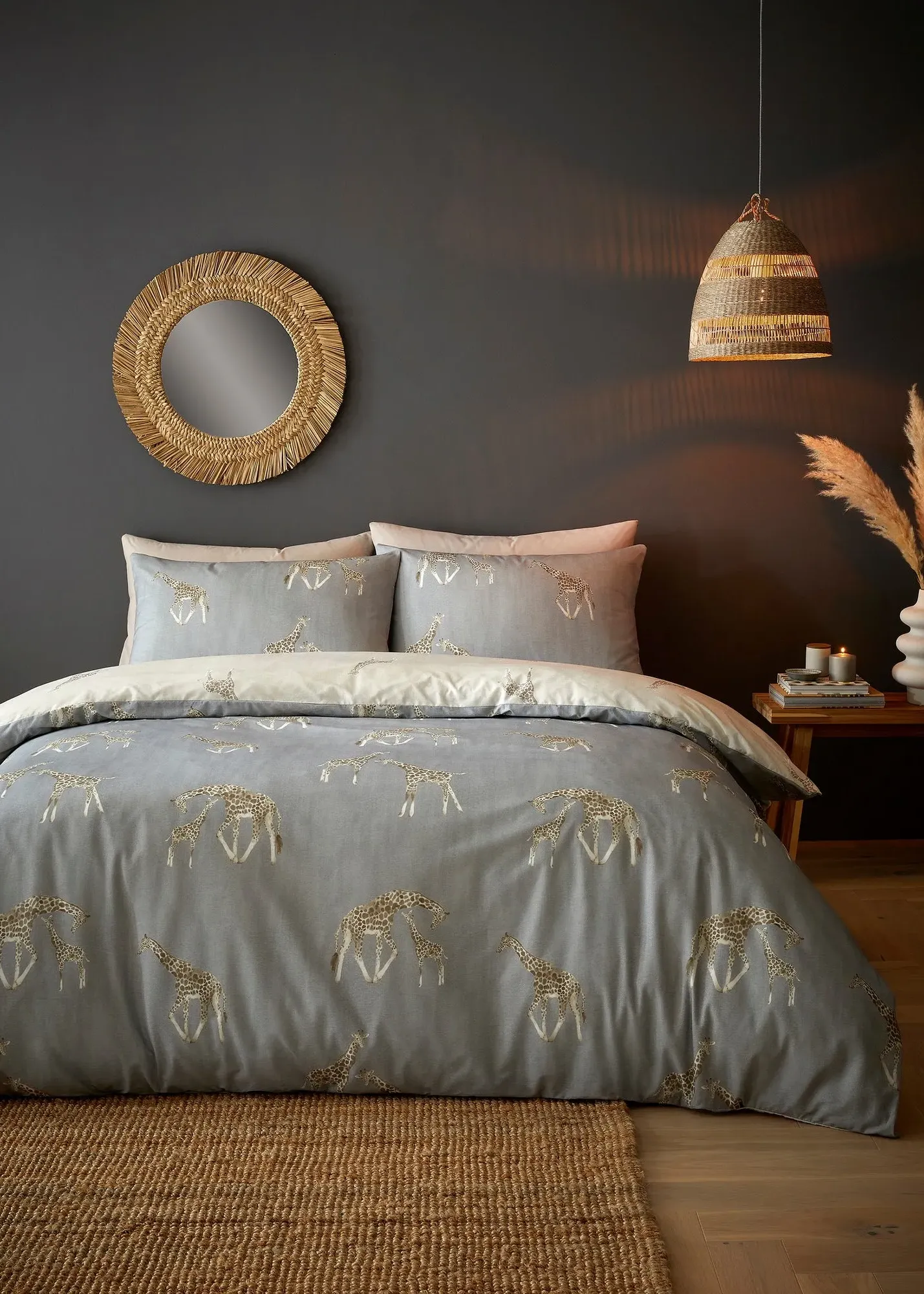 Milo Giraffe Single Duvet Cover Set Reversible - Grey, Poly-Cotton product