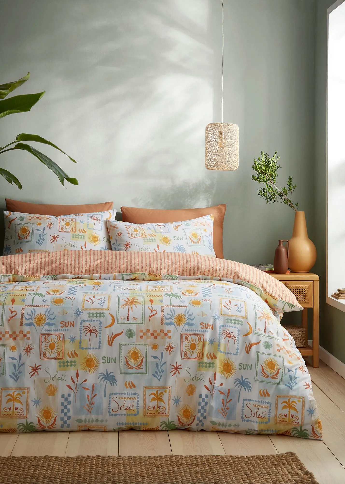 Soleil Single Reversible Duvet Cover Set - Multi, Polycotton product