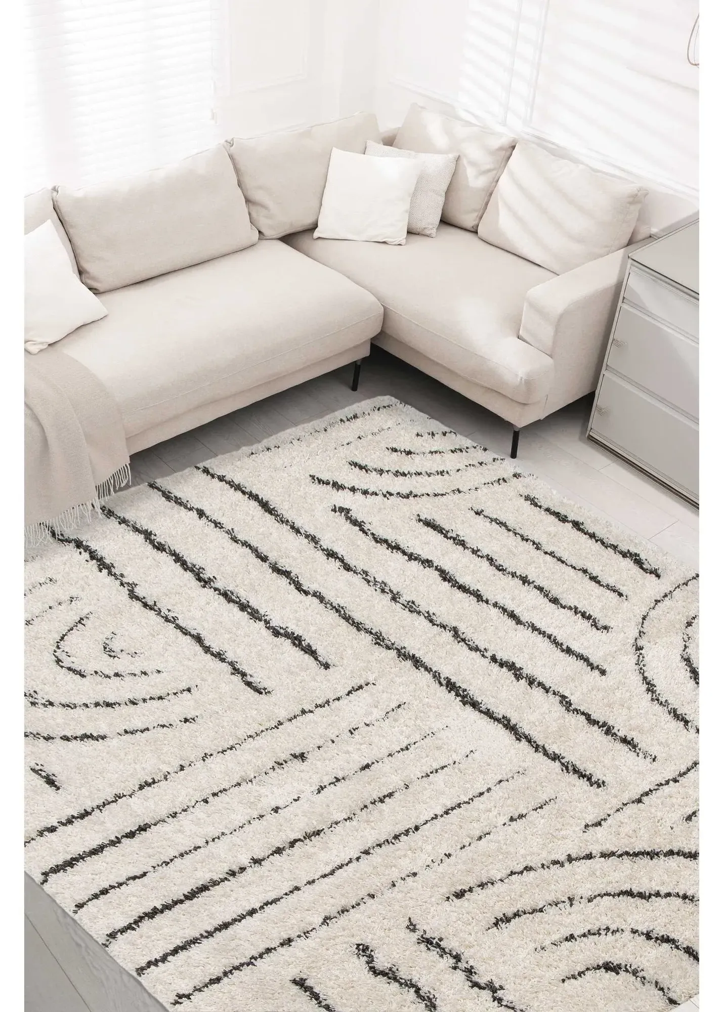 Nomad Voyage Area Rug - White, Wool-Nylon product