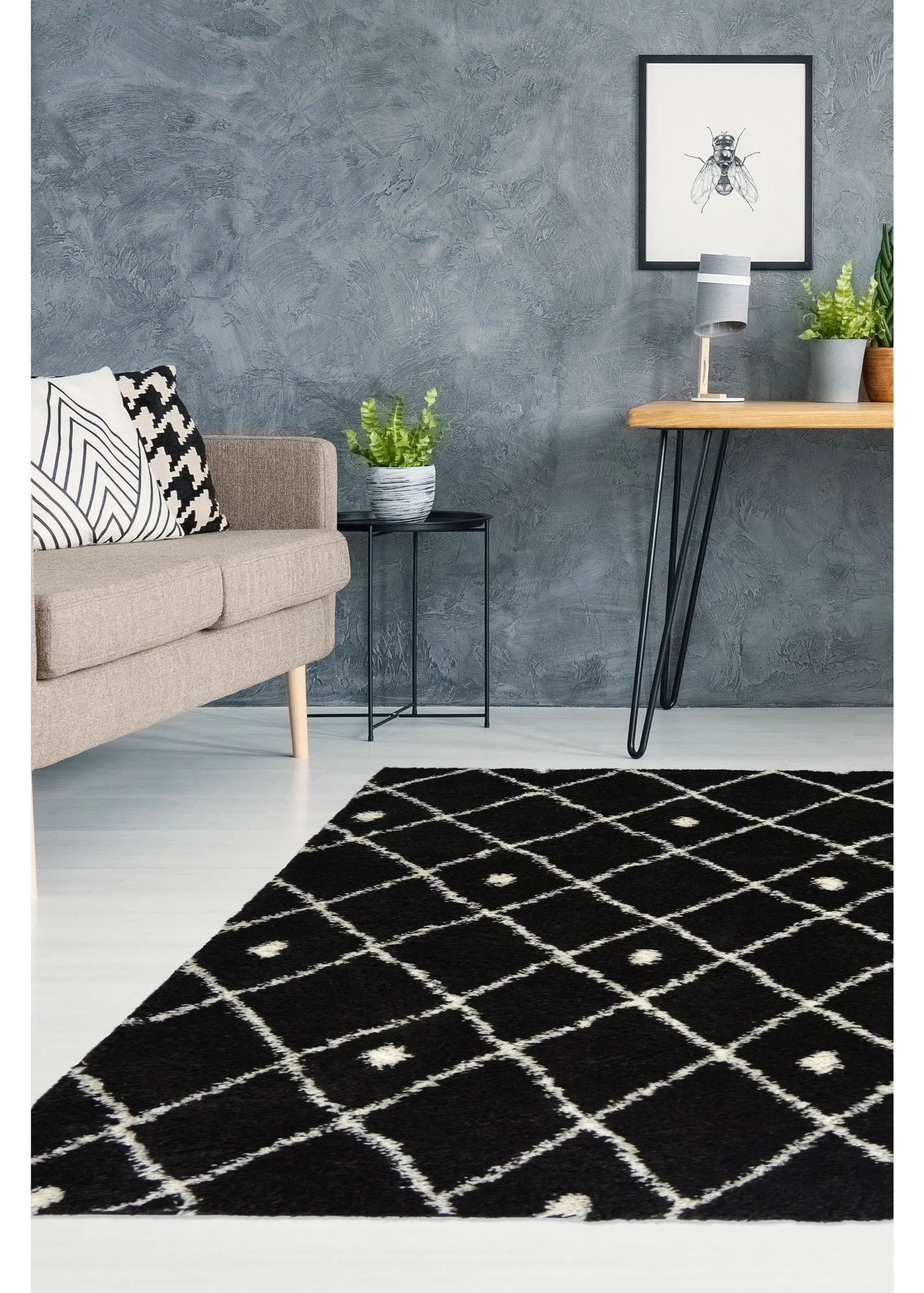 Snug Shaggy Diamond Rug 120x170cm - White, Polyester product