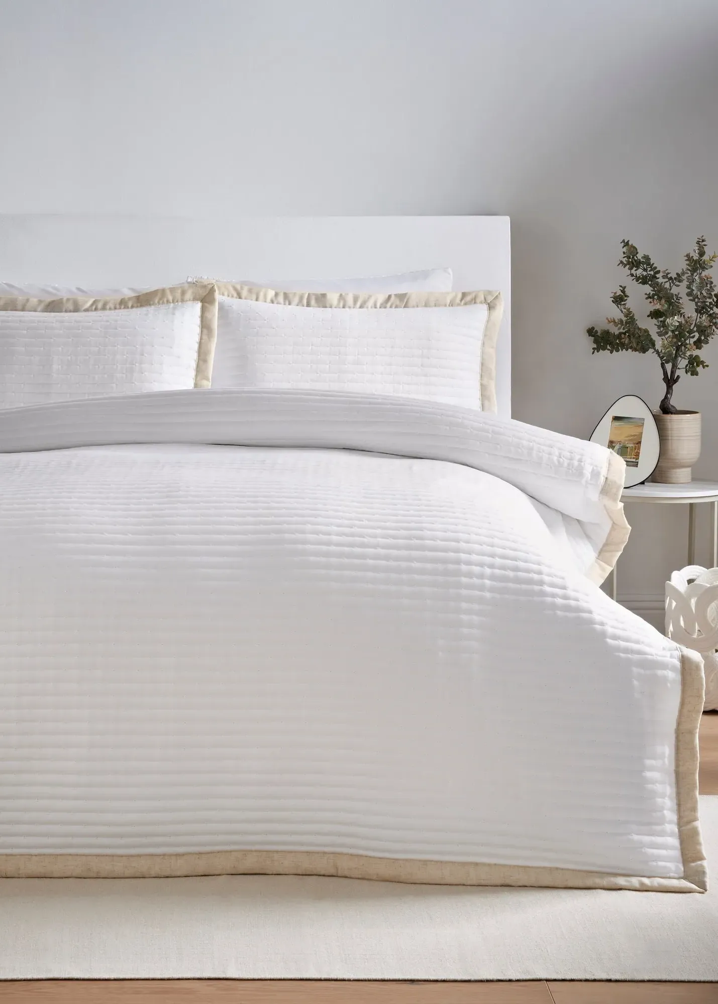 Double Duvet Set Stitched Linen-Effect Border - White product