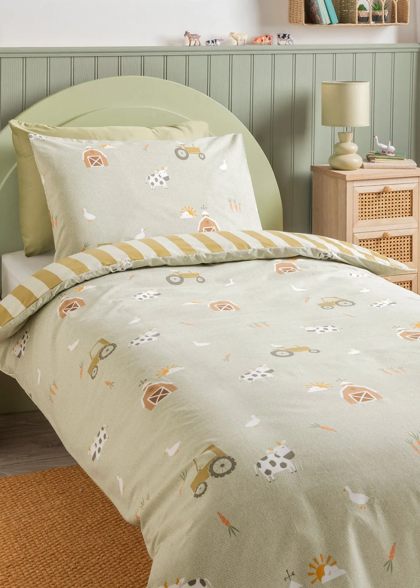 Farm Animal Single Duvet Set - Green, Polyester-Cotton product