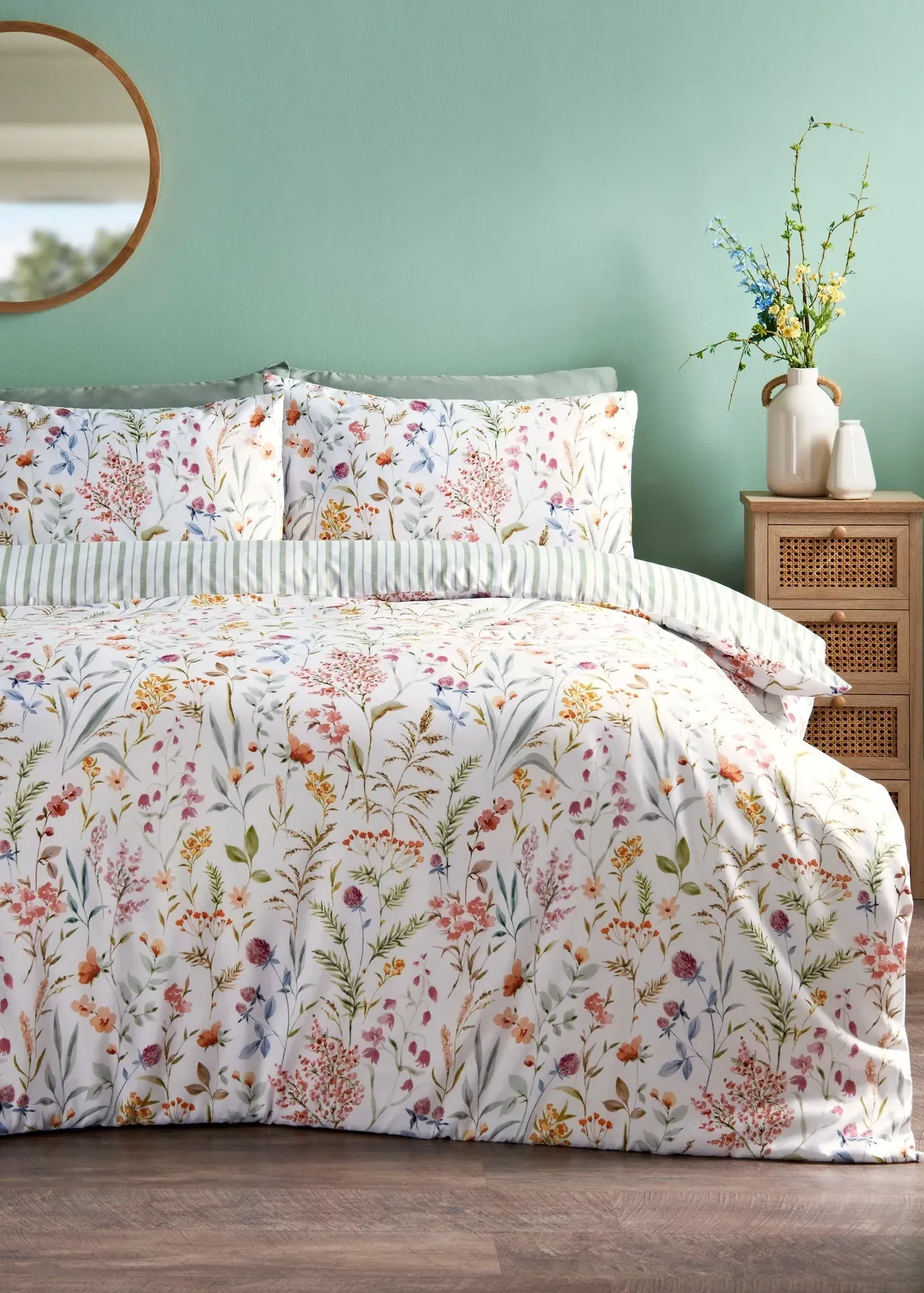 Floral Single Duvet Set - Multi, Microfibre product