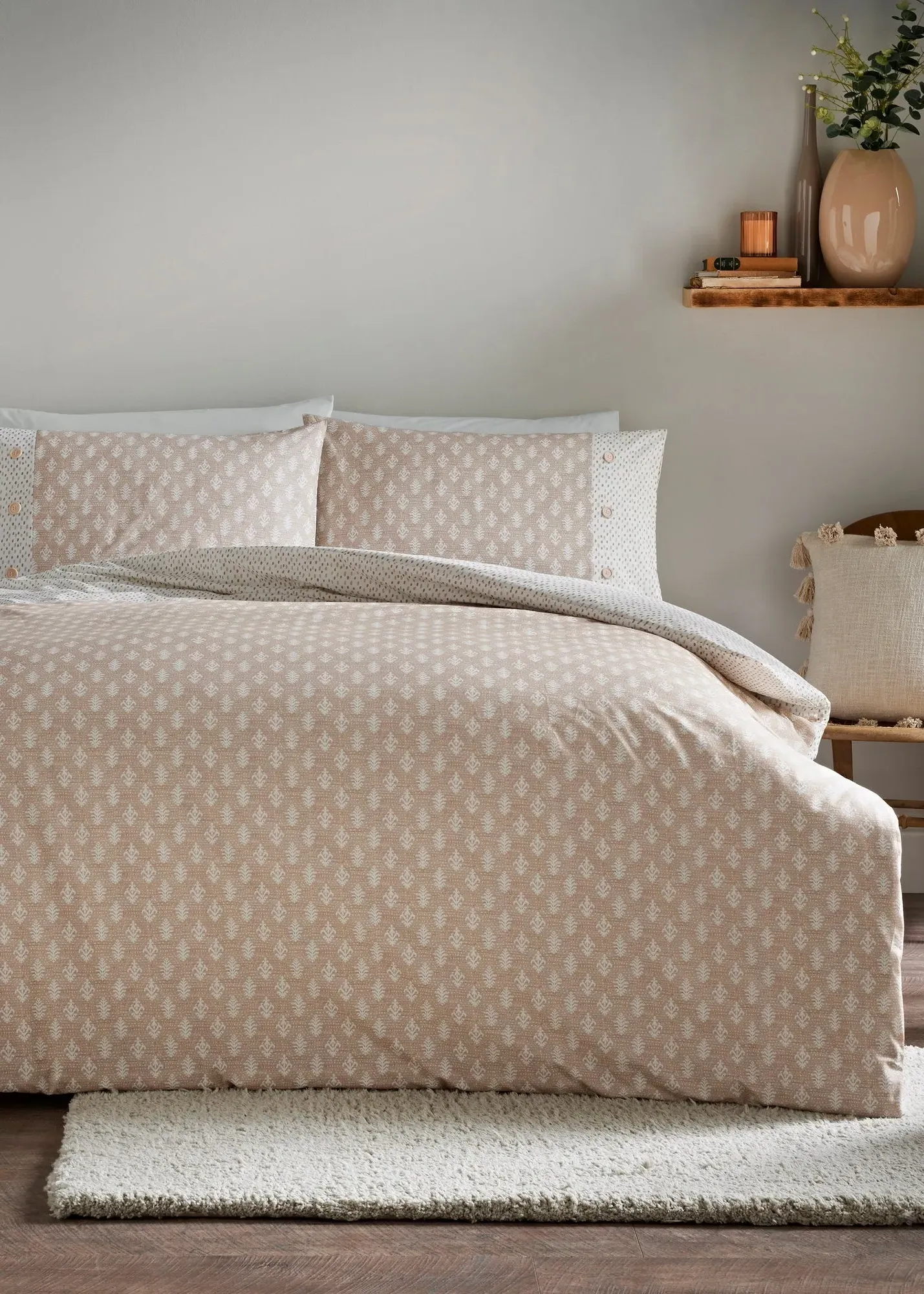 Jacobean Double Duvet Set with Button Detail - Brown product