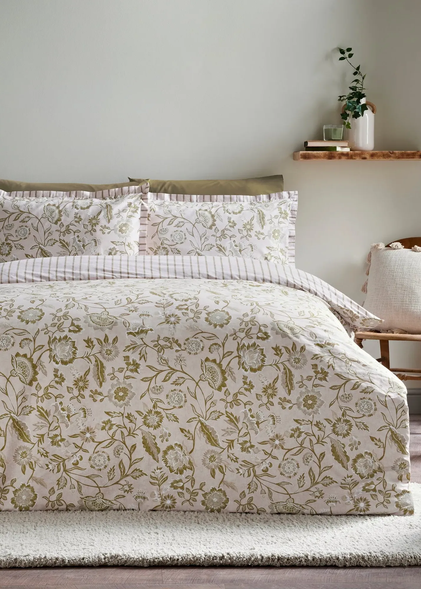 Jacobean Double Printed Duvet Set - Green product