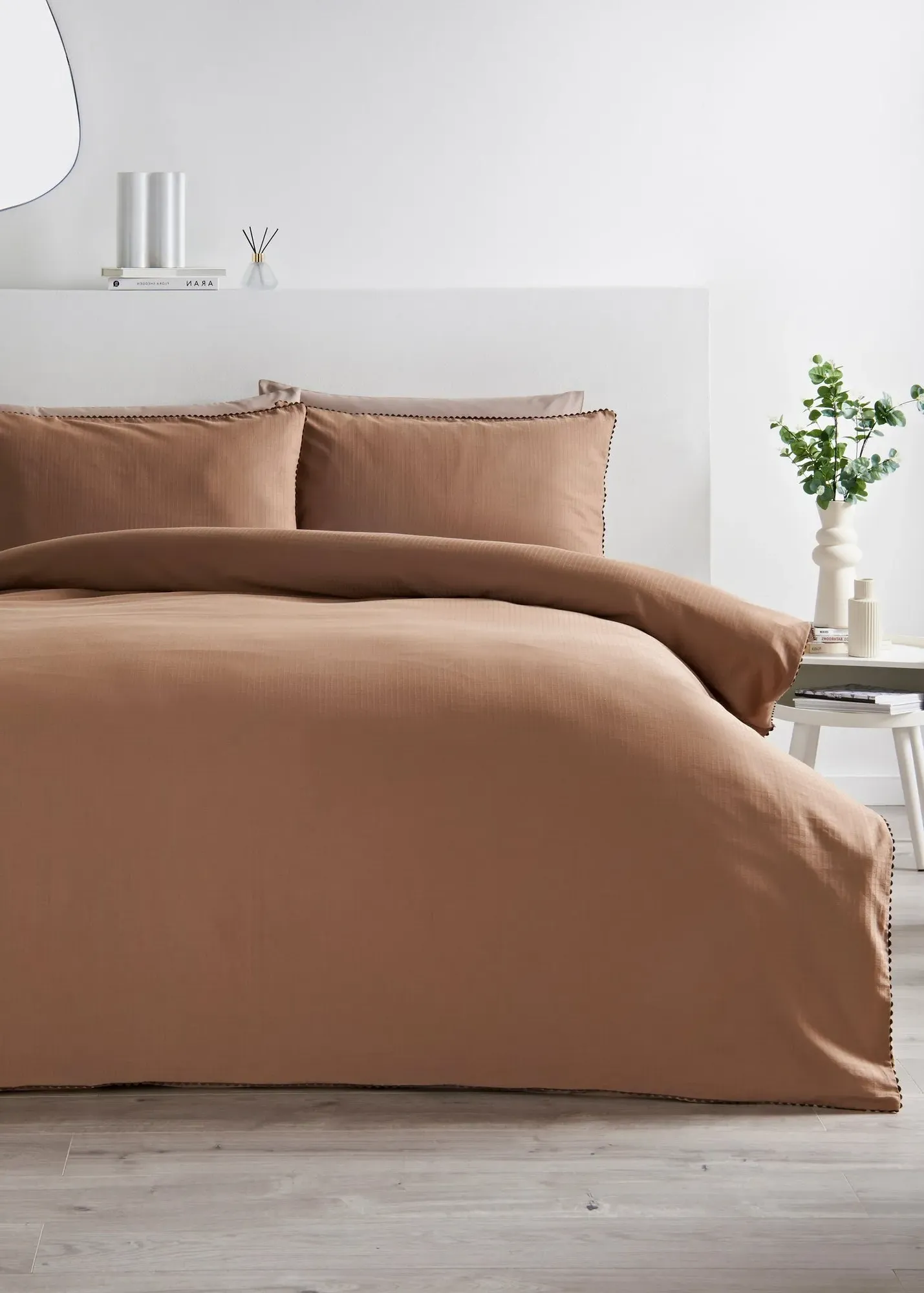 Jacquard Scallop Double Duvet Set - Natural, Cotton product