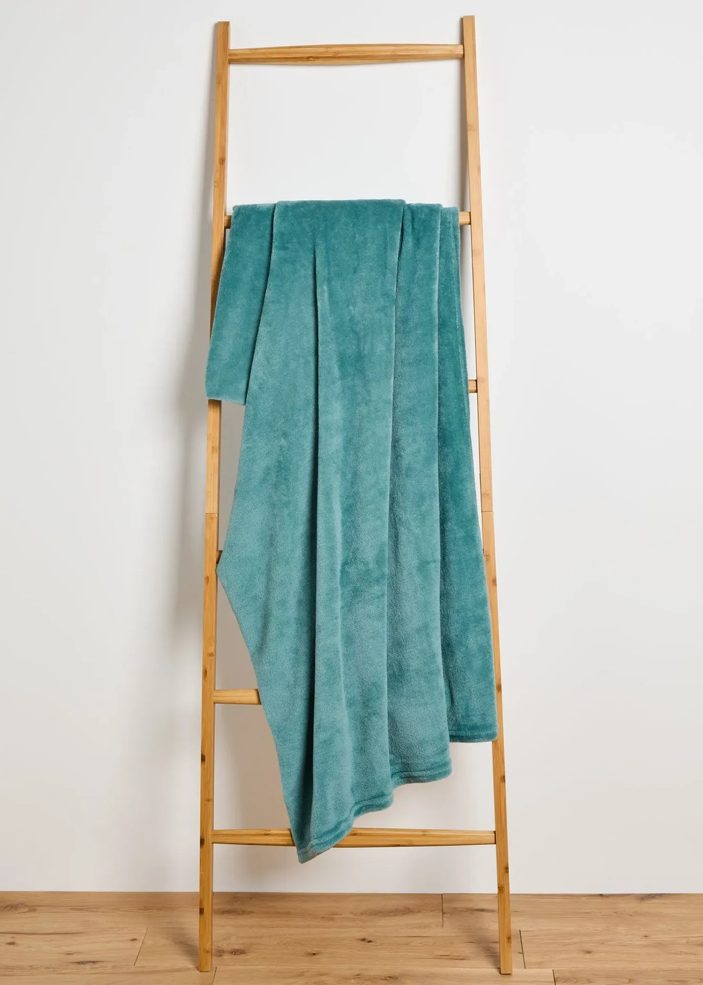 Mineral Large Fleece Throw - Blue, Polyester product
